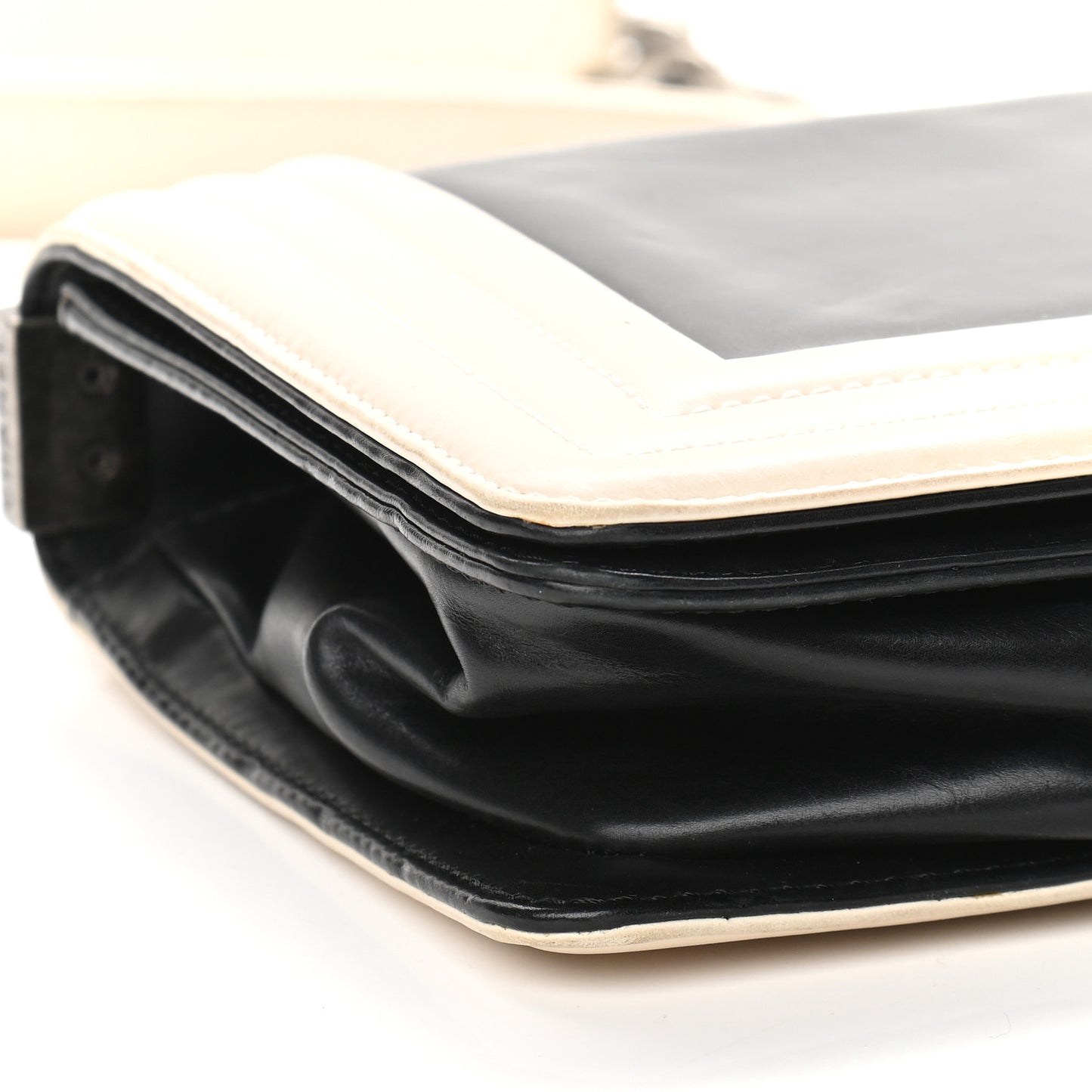 Glazed Calfskin Medium Boy Flap Black White