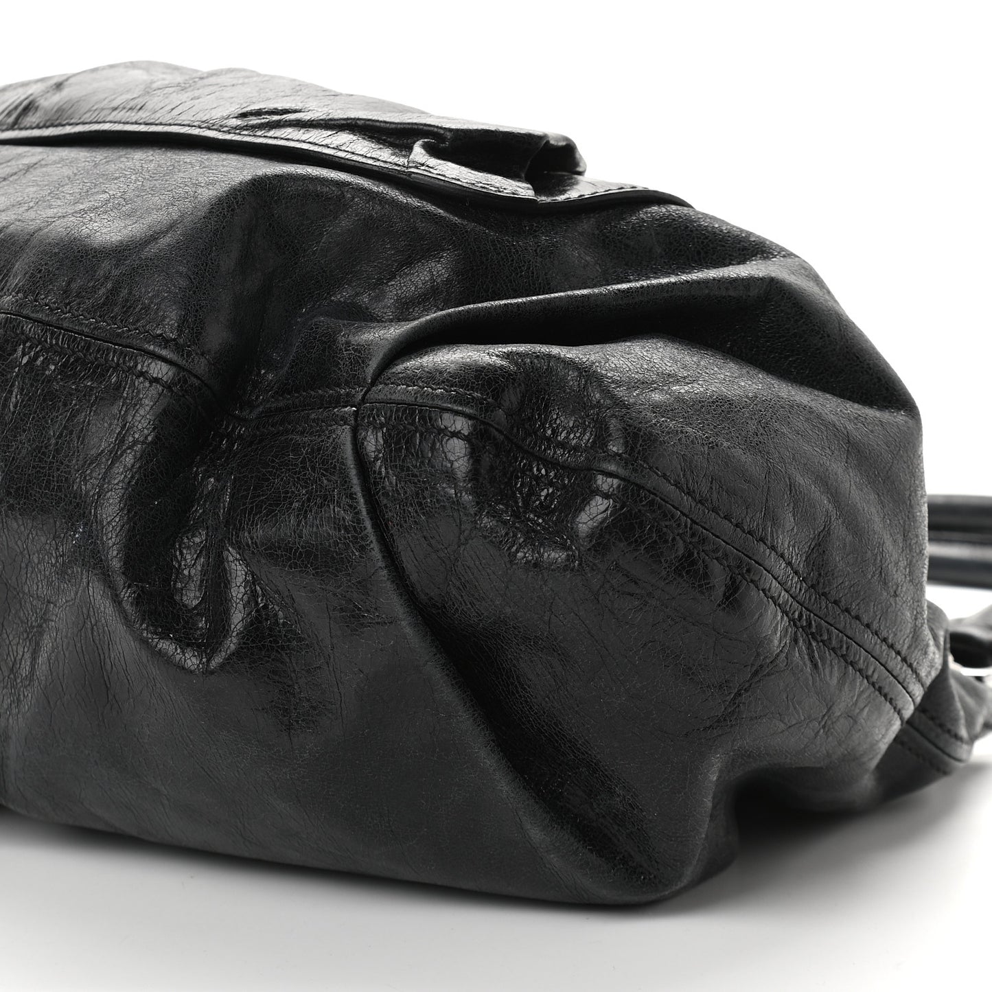 Vitello Lux Gathered Hobo Black