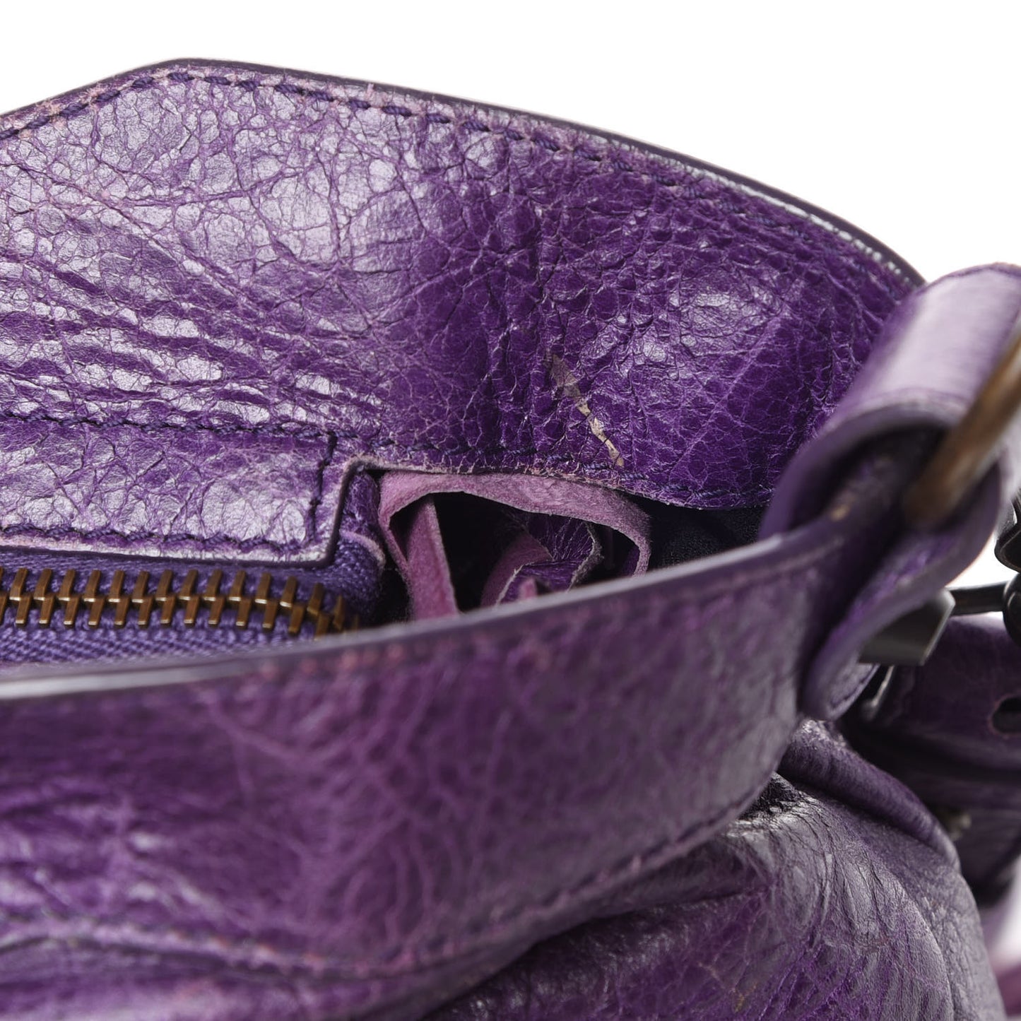 Agneau Classic Hardware Town Dark Violet