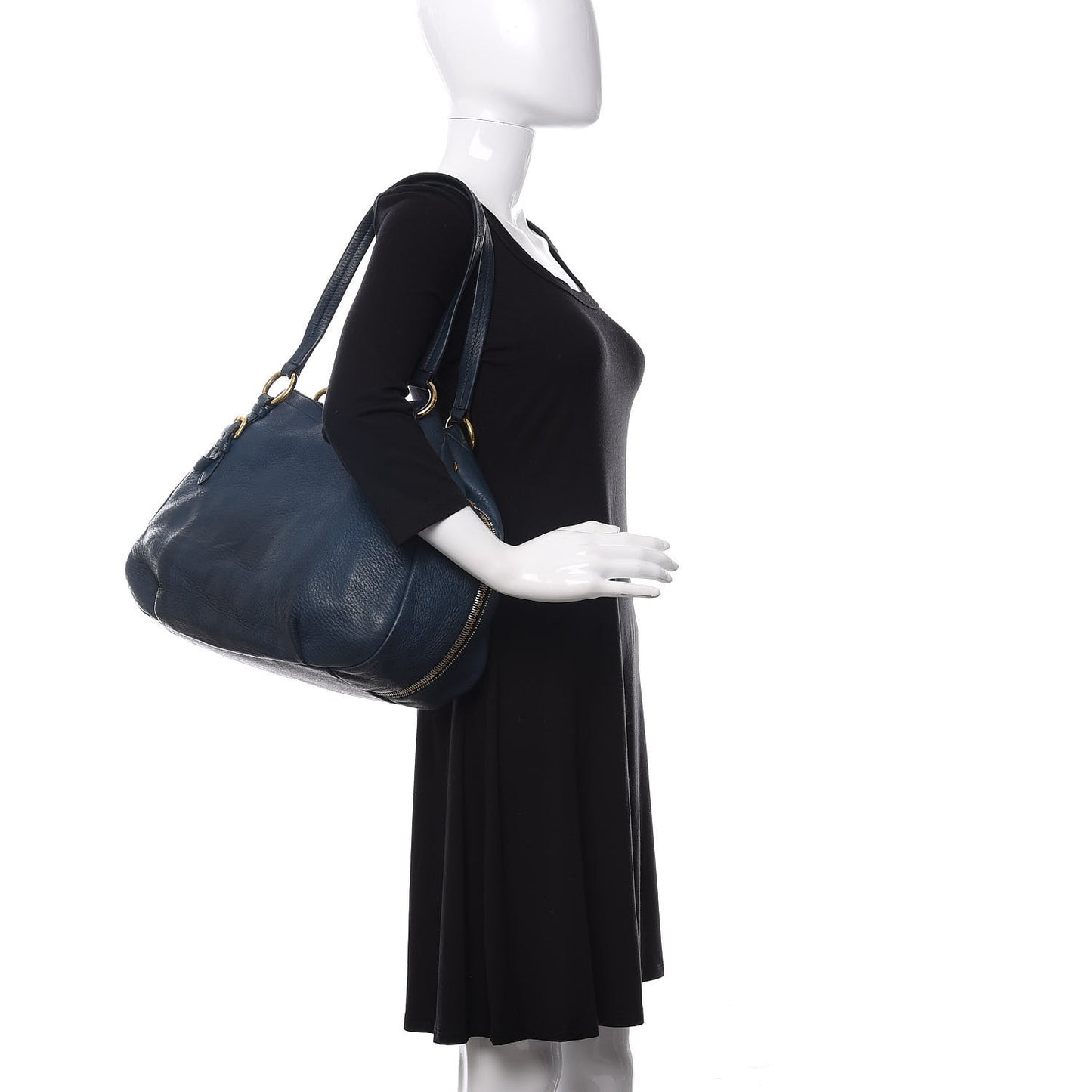 Vitello Daino Expandable Shoulder Bag