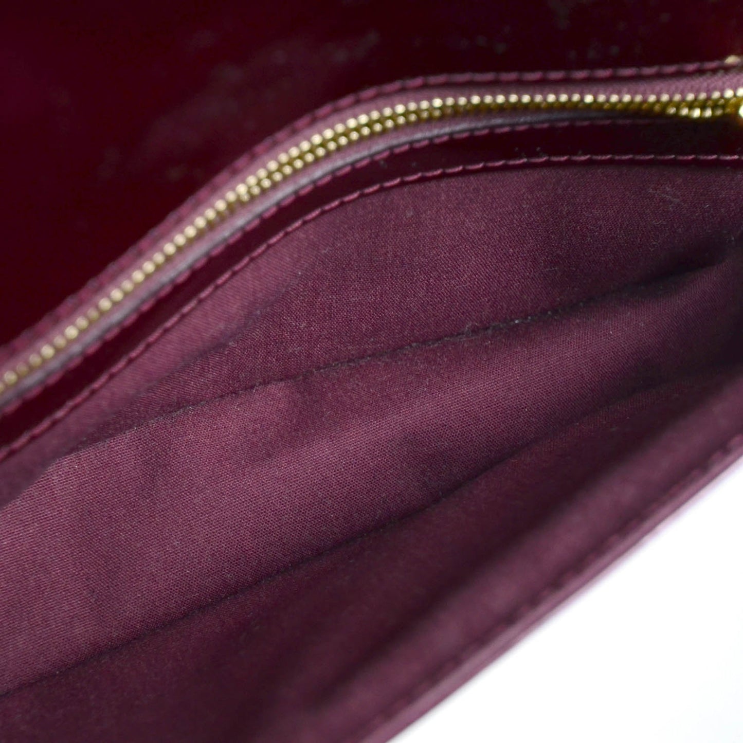 Patent Sobe Clutch Rouge Fauviste