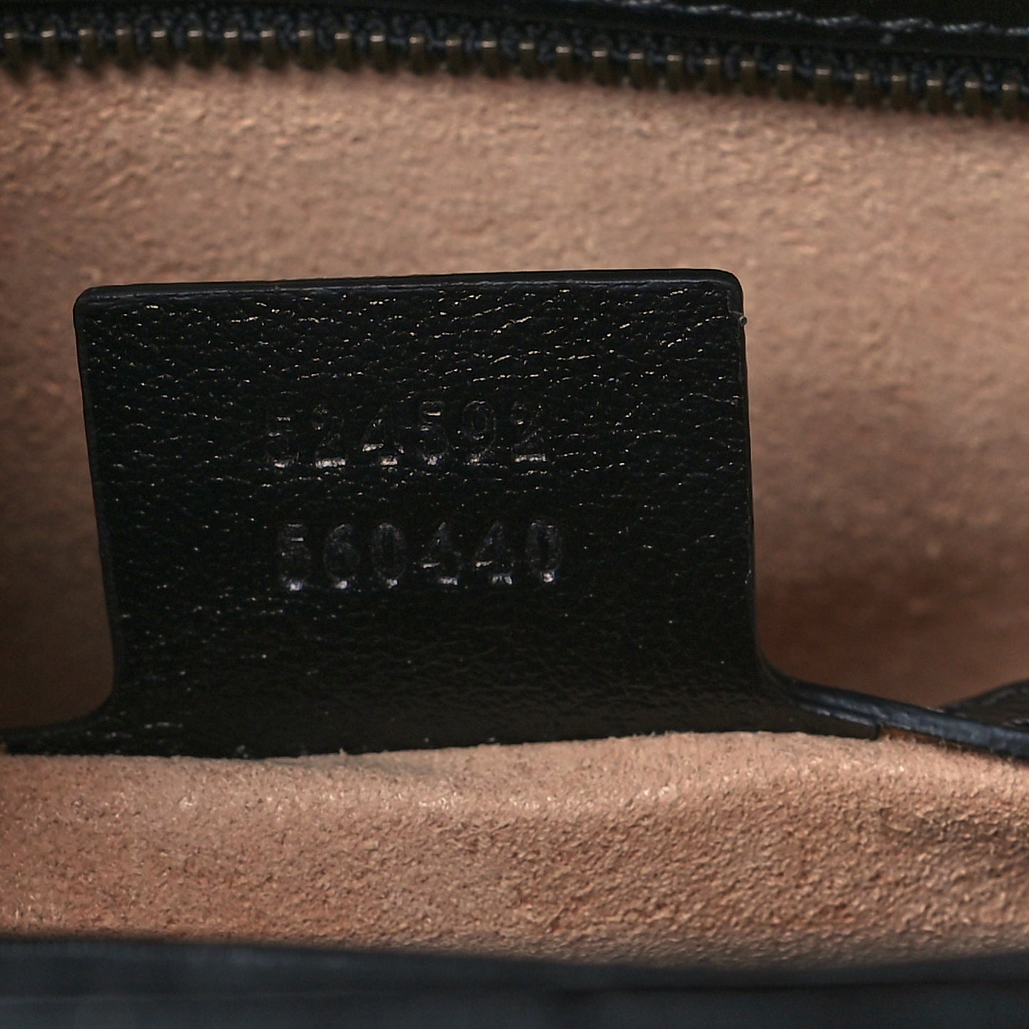 Azalea Calfskin Matelasse Heart Medium GG Marmont Slim Shoulder Bag Black