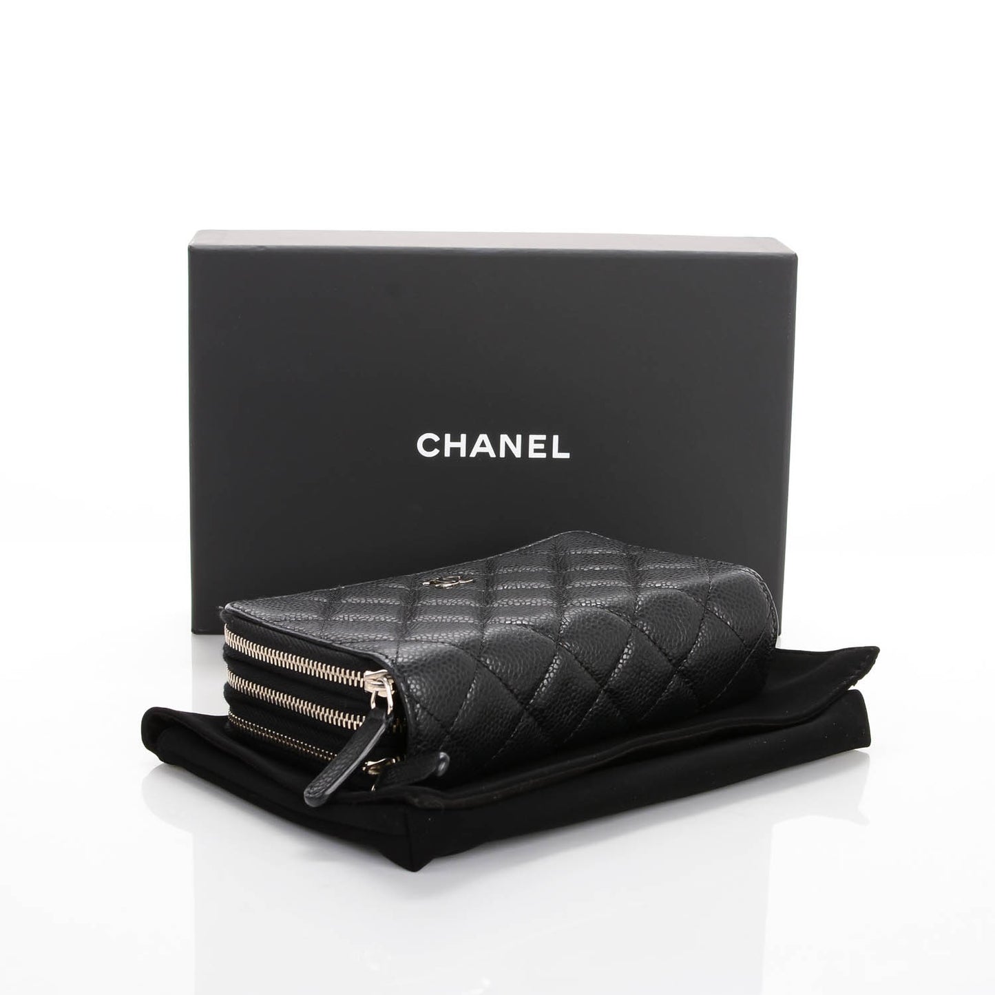 Caviar Quilted Zip Around Phone Holder Black