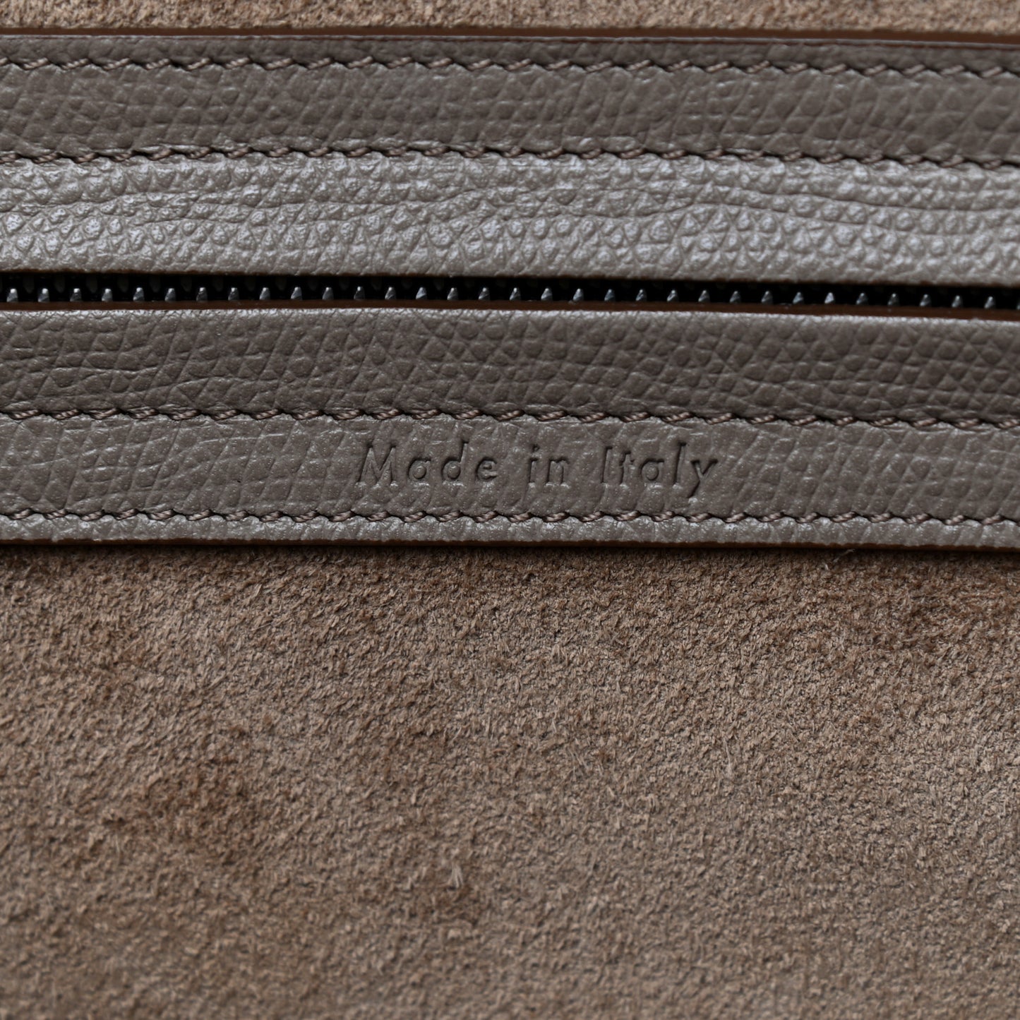 Baby Grained Calfskin Medium Phantom Luggage Taupe