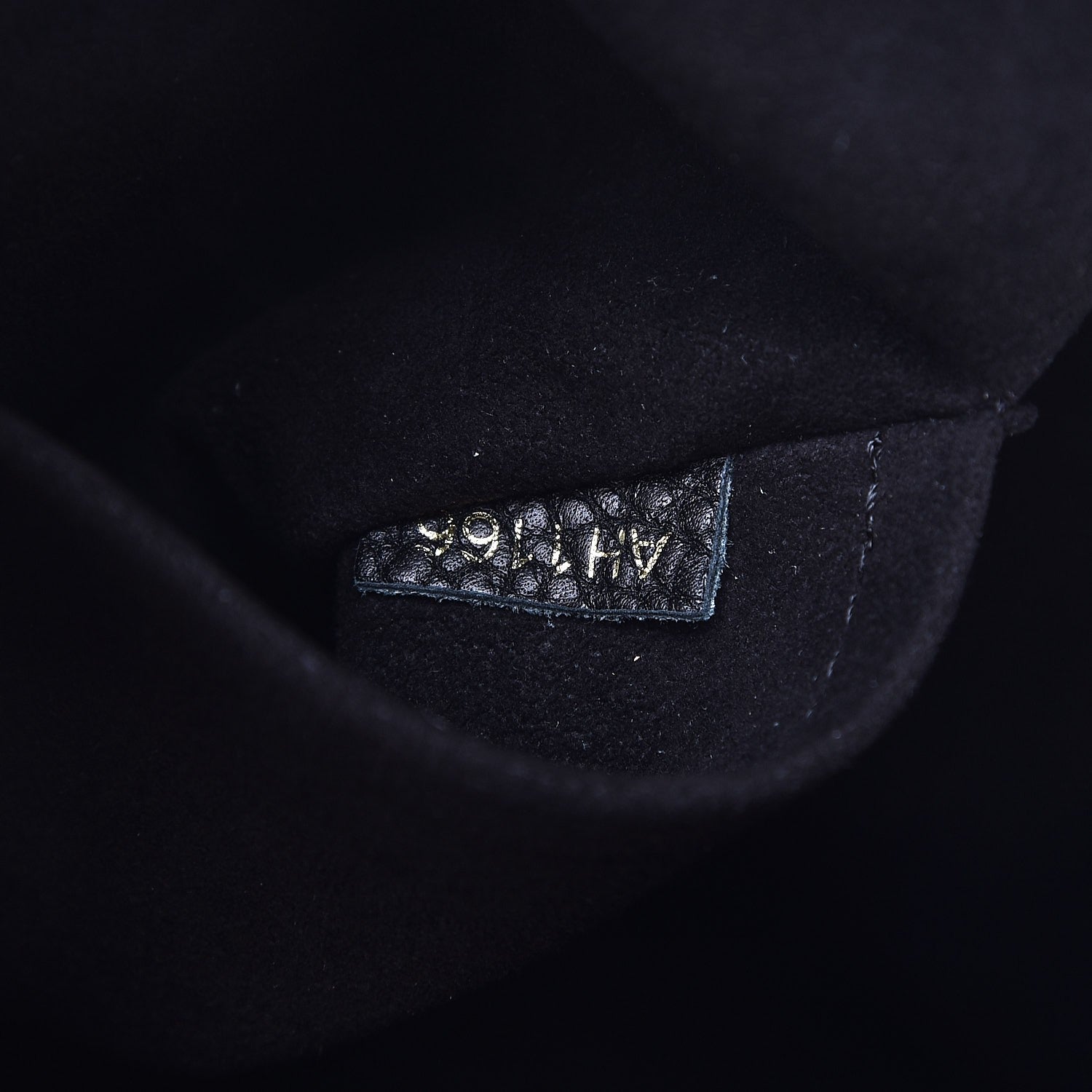 Louis Vuitton Monogram Retiro NM Black 8 of 8
