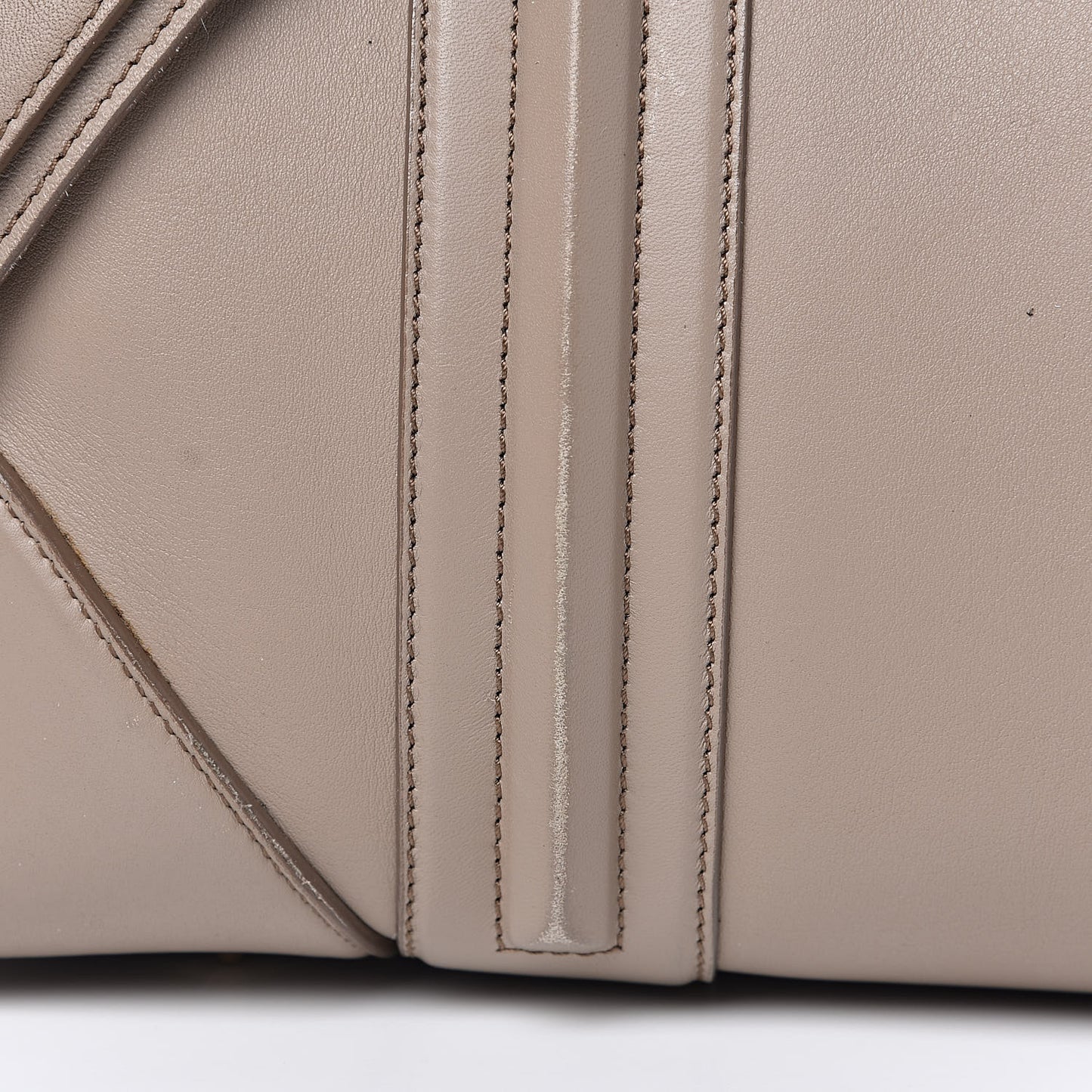 Calfskin Medium Lucrezia Taupe