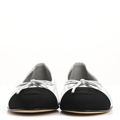 Chanel Laminated Crumpled Lambskin Grosgrain Cap Toe CC Ballerina Flats 39.5 Silver Black 3 of 12