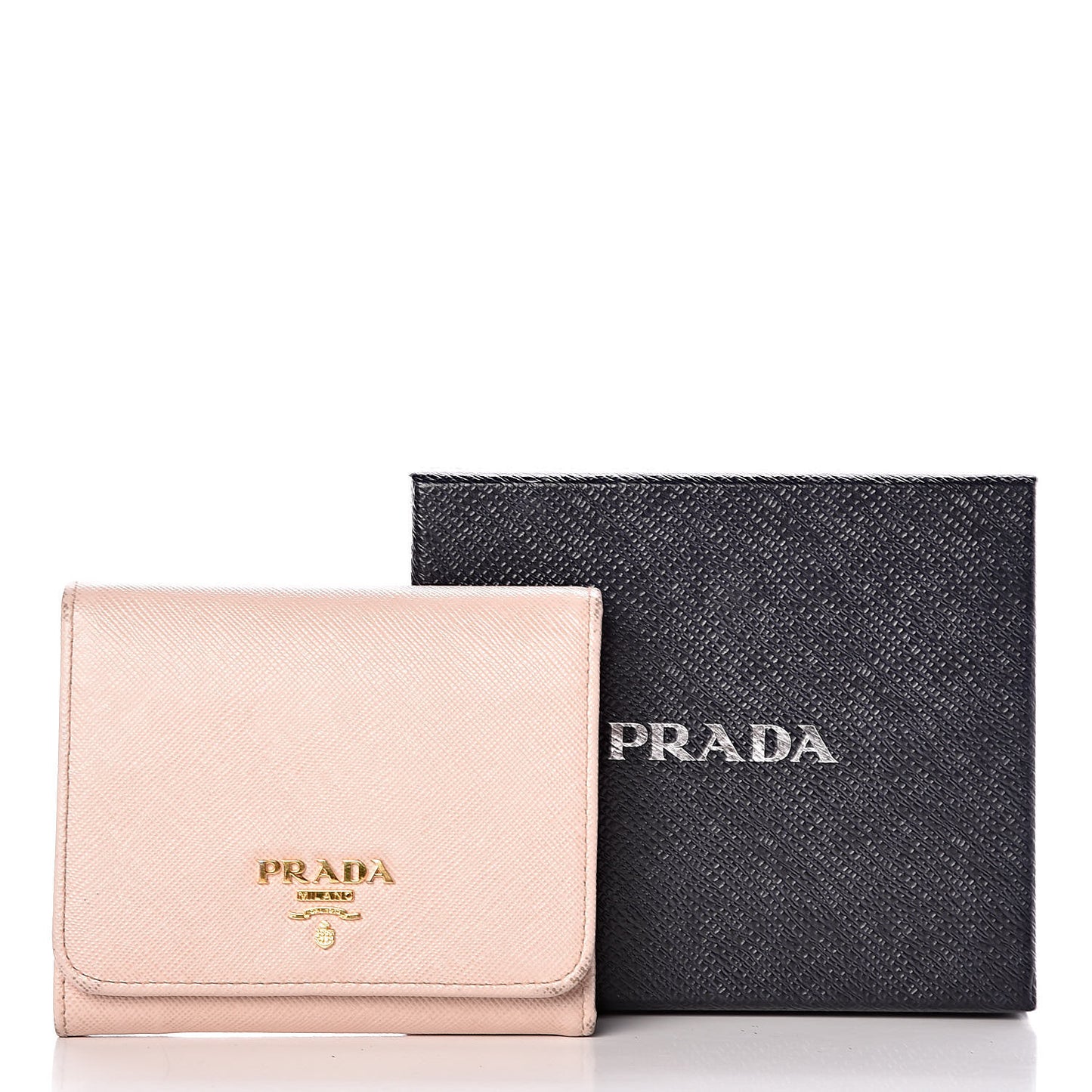 Saffiano Metal Tri-Fold Wallet Cipria