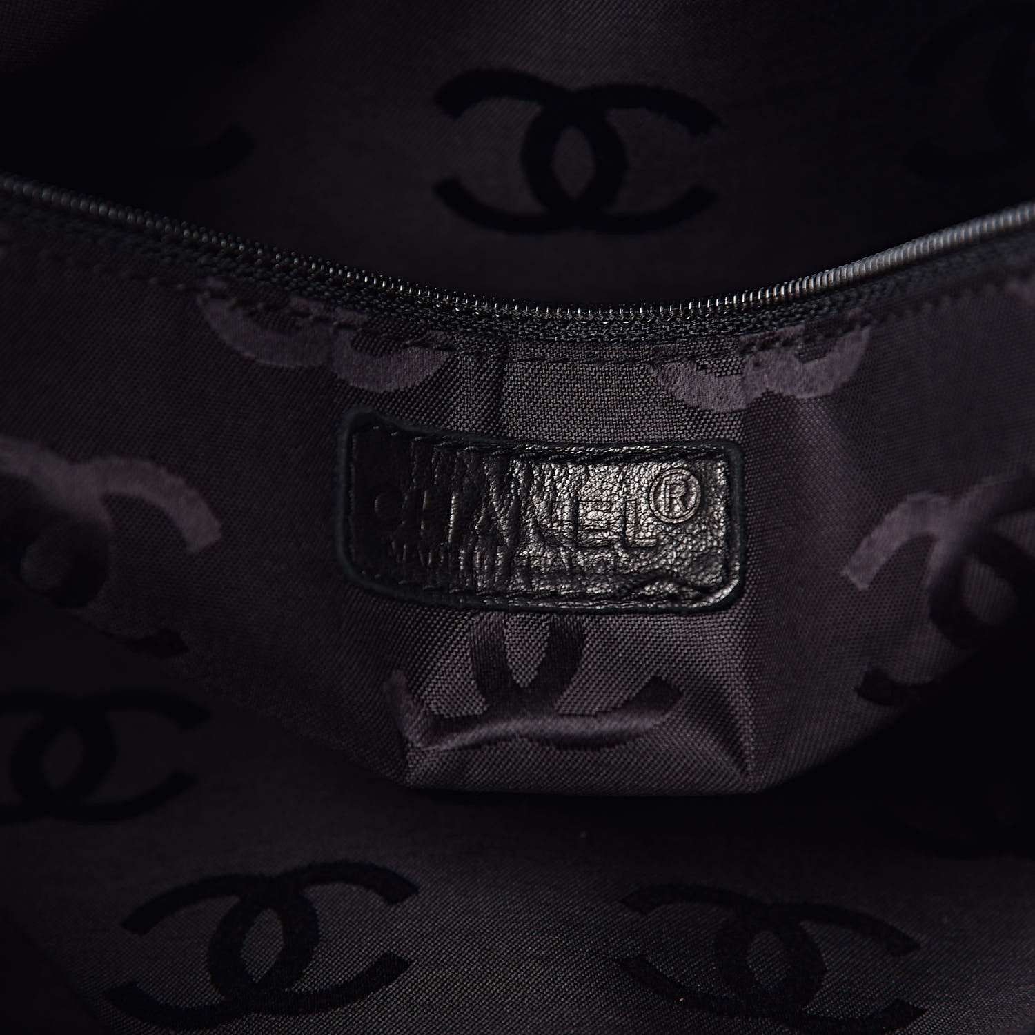 Chanel Iridescent Caviar Quilted Tote Black 6 of 15