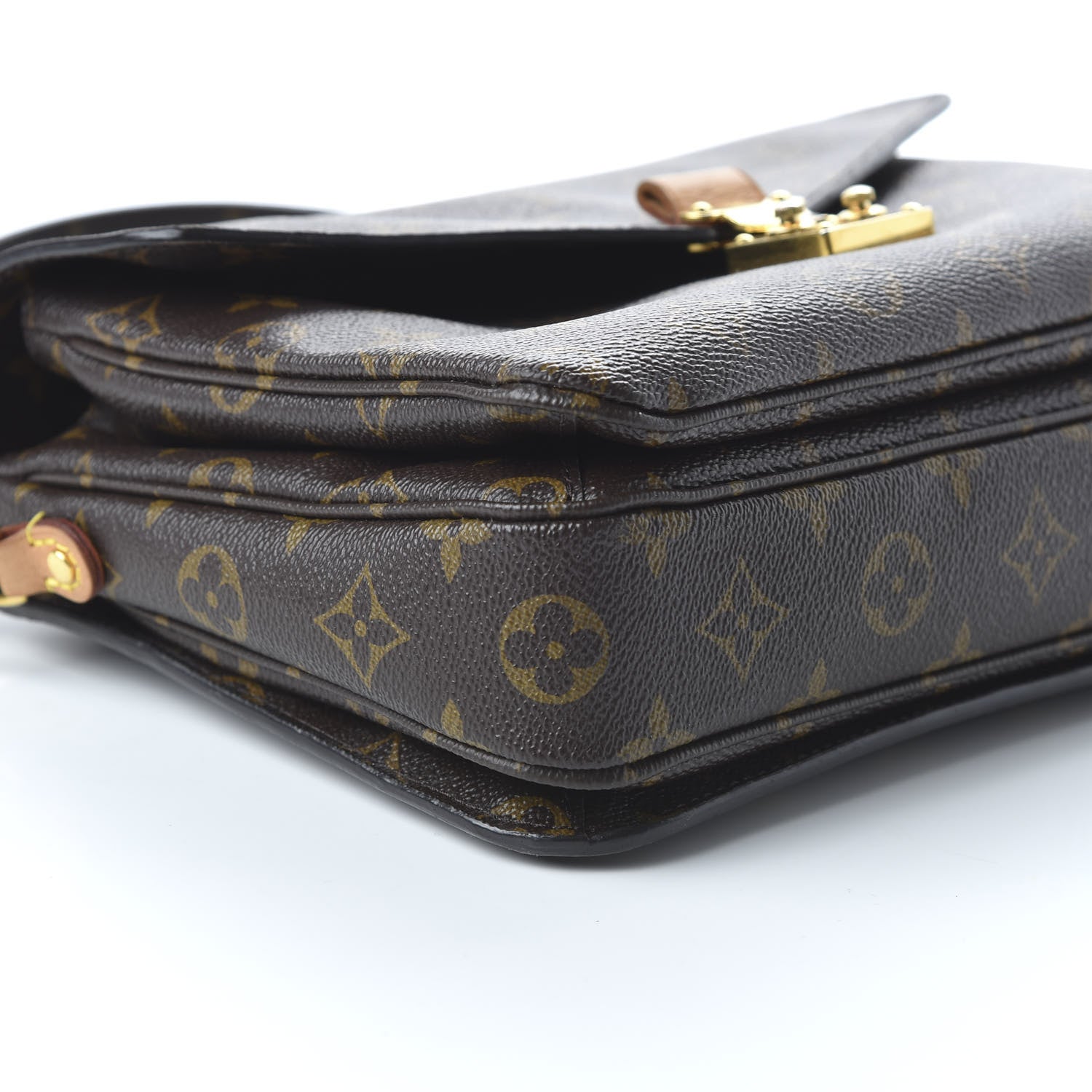 Louis Vuitton Monogram Pochette Metis 7 of 10