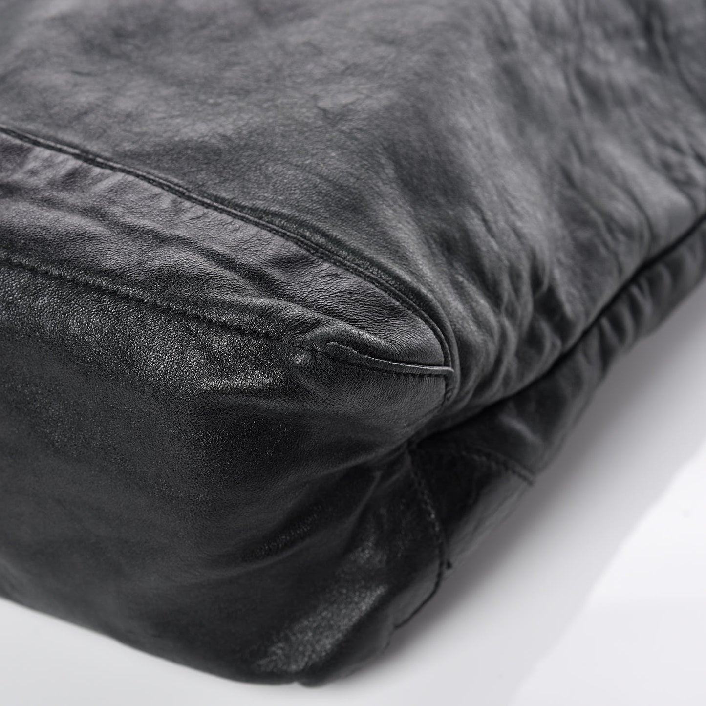 Agneau Classic Hardware Day Hobo Black