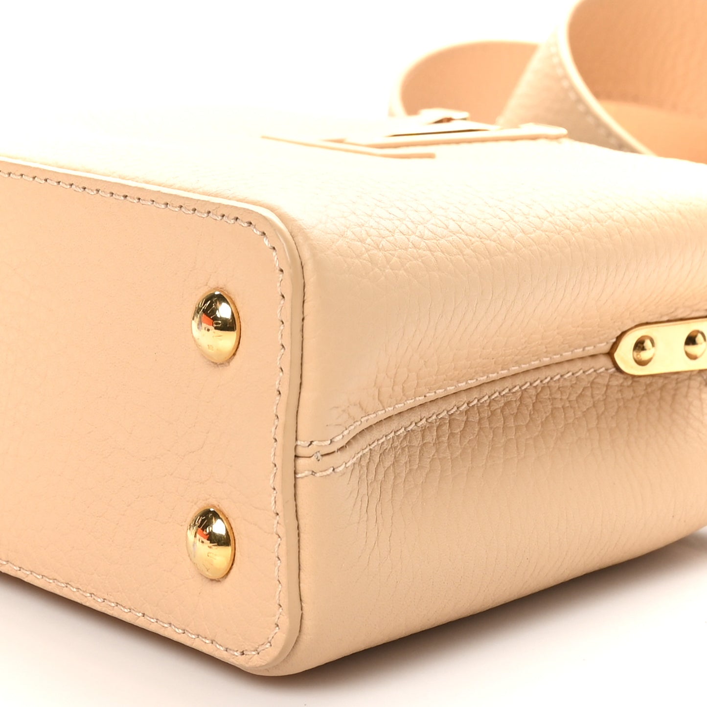 Taurillon Snakeskin Mini Capucines Beige Black