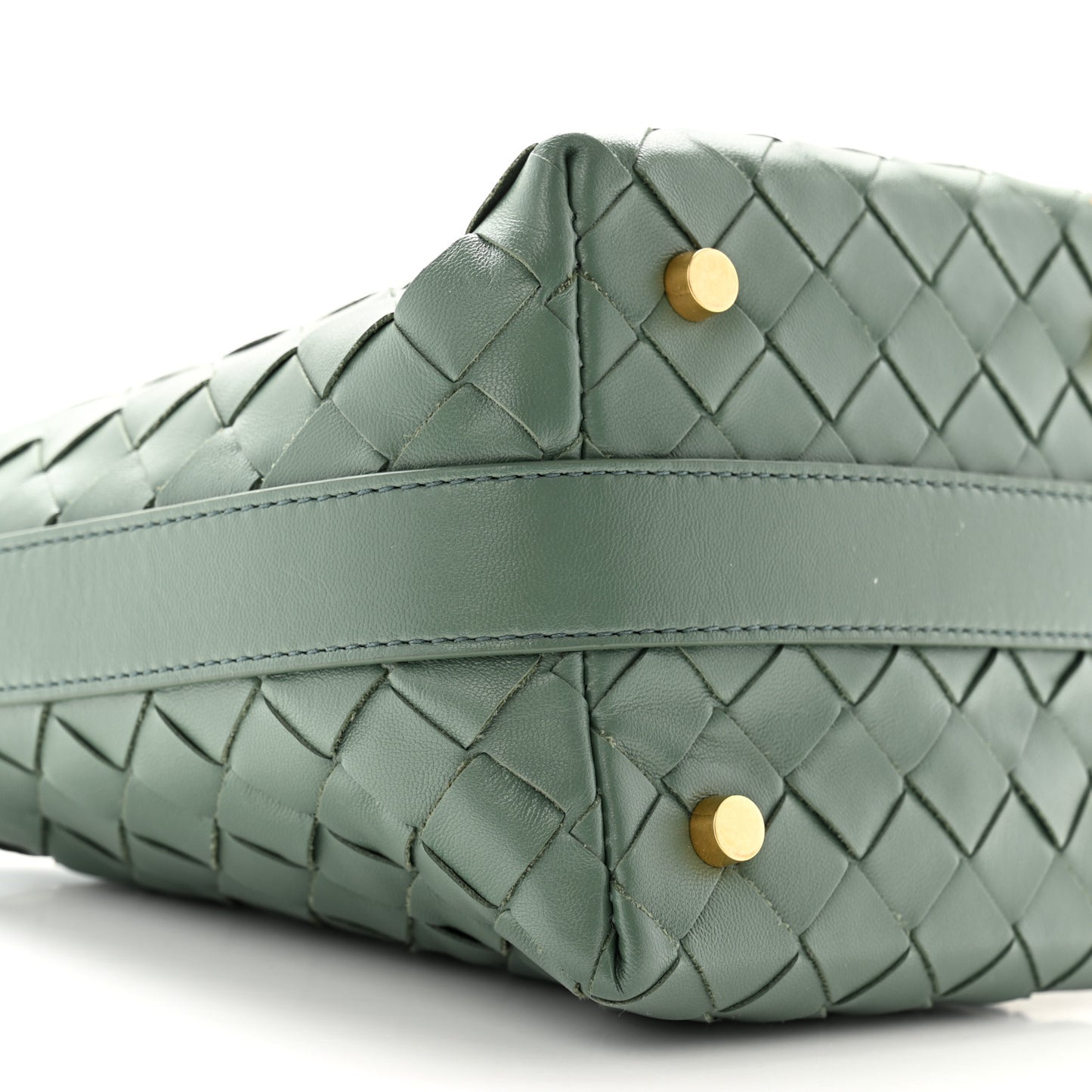 Calfskin Nappa Intrecciato Candy Wallace Aloe