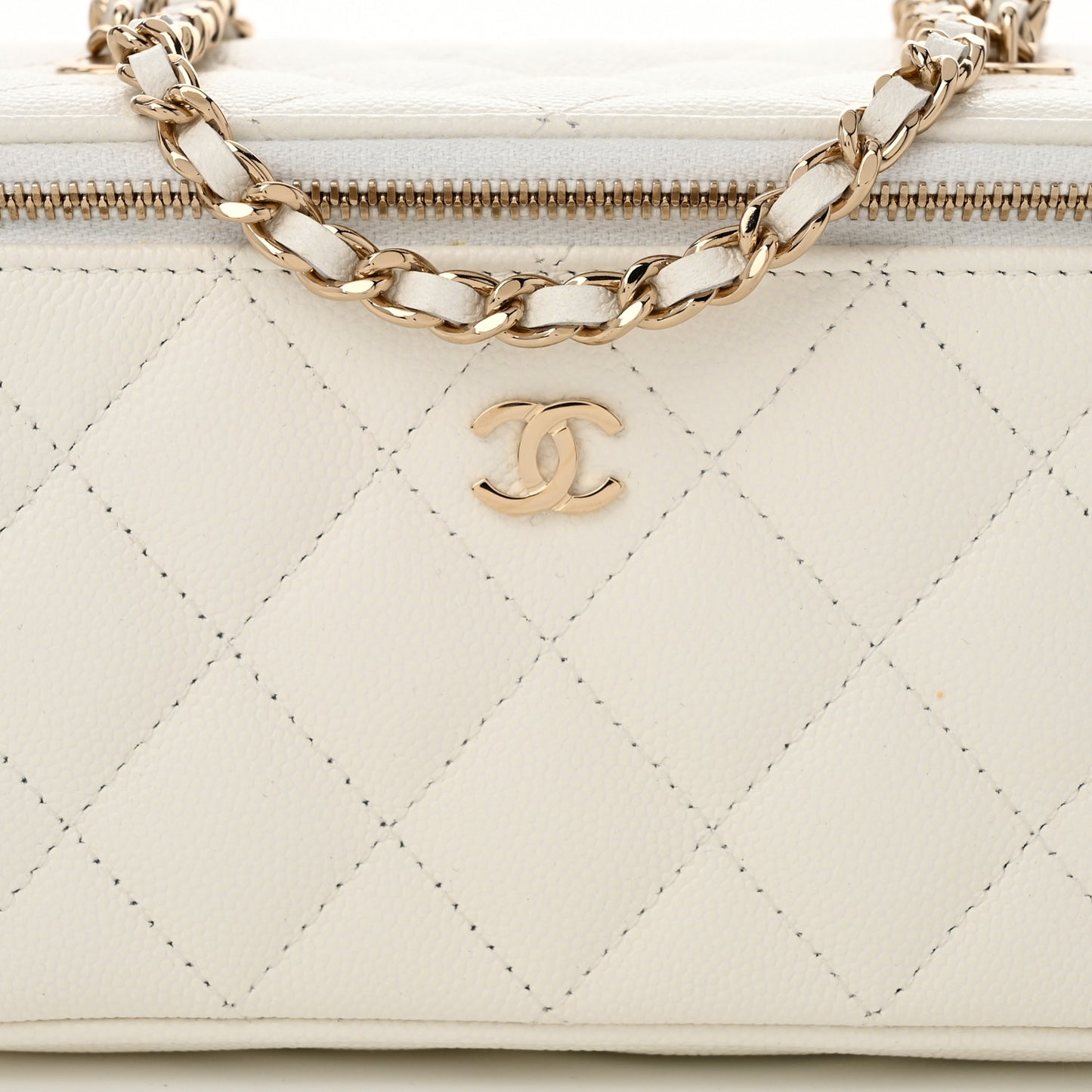 Caviar Quilted Small Vanity Case With Chain White