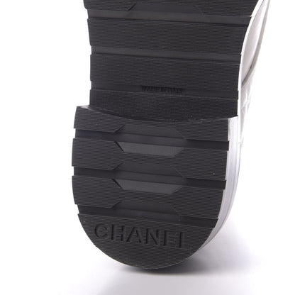 Chanel Shiny Goatskin Calfskin Quilted Lace Up Combat Boots 37.5 White Black 8 of 10