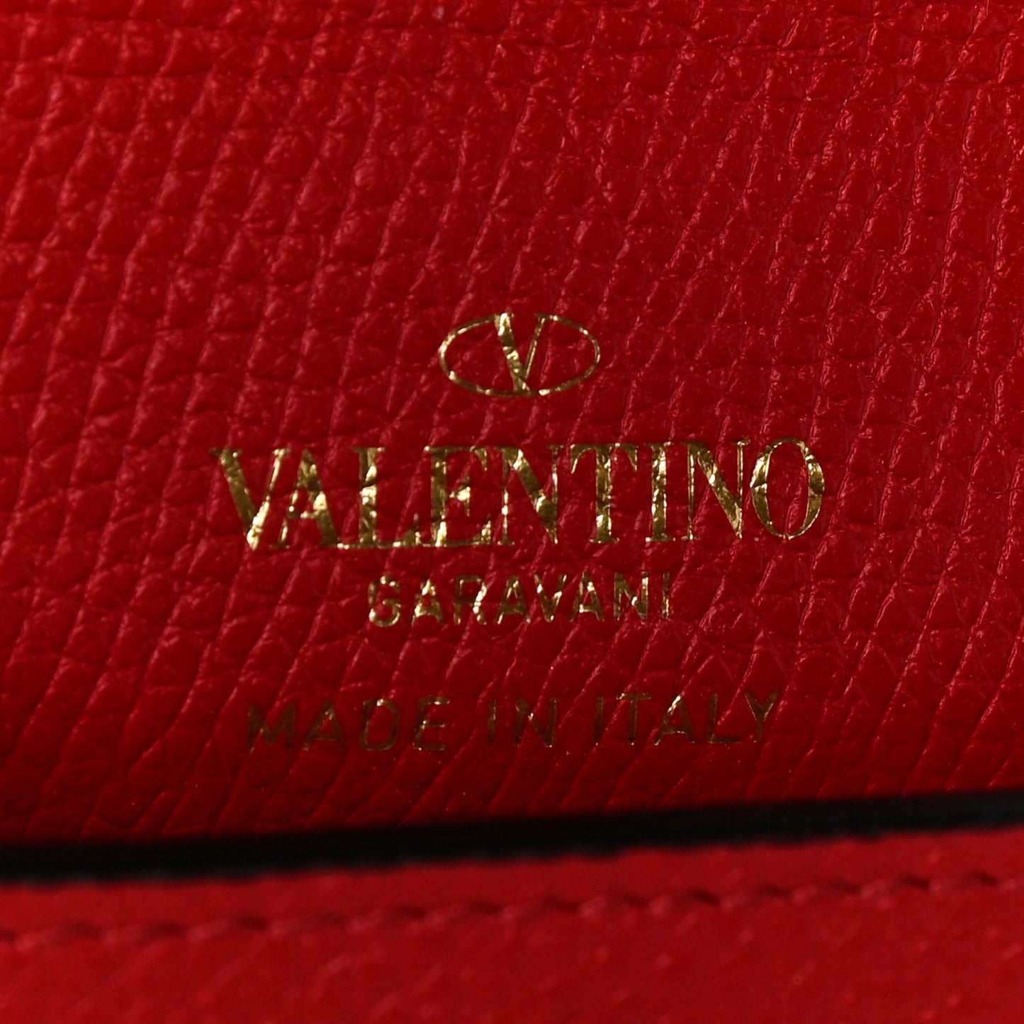 Grainy Calfskin Vlogo Airpods Case Rouge Pur