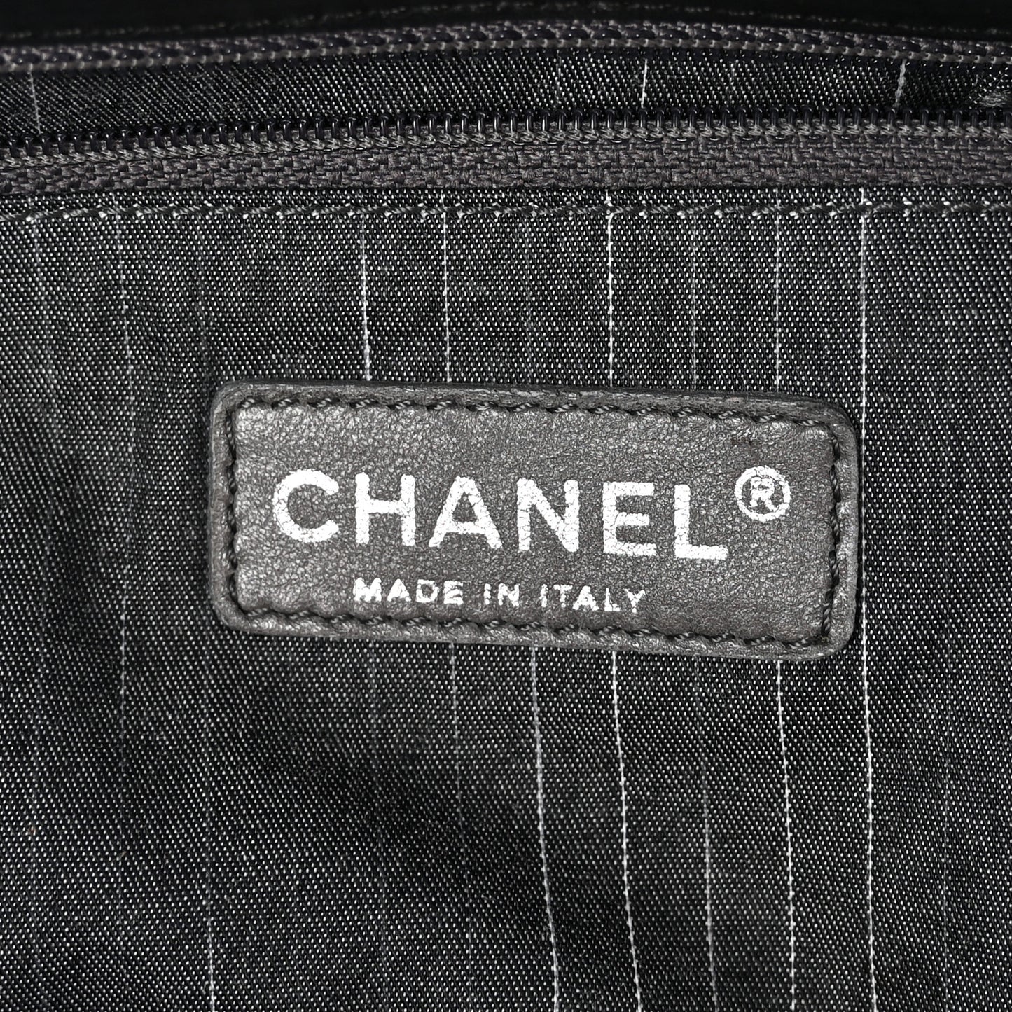 Lambskin In and Out XL Maxi Flap Black