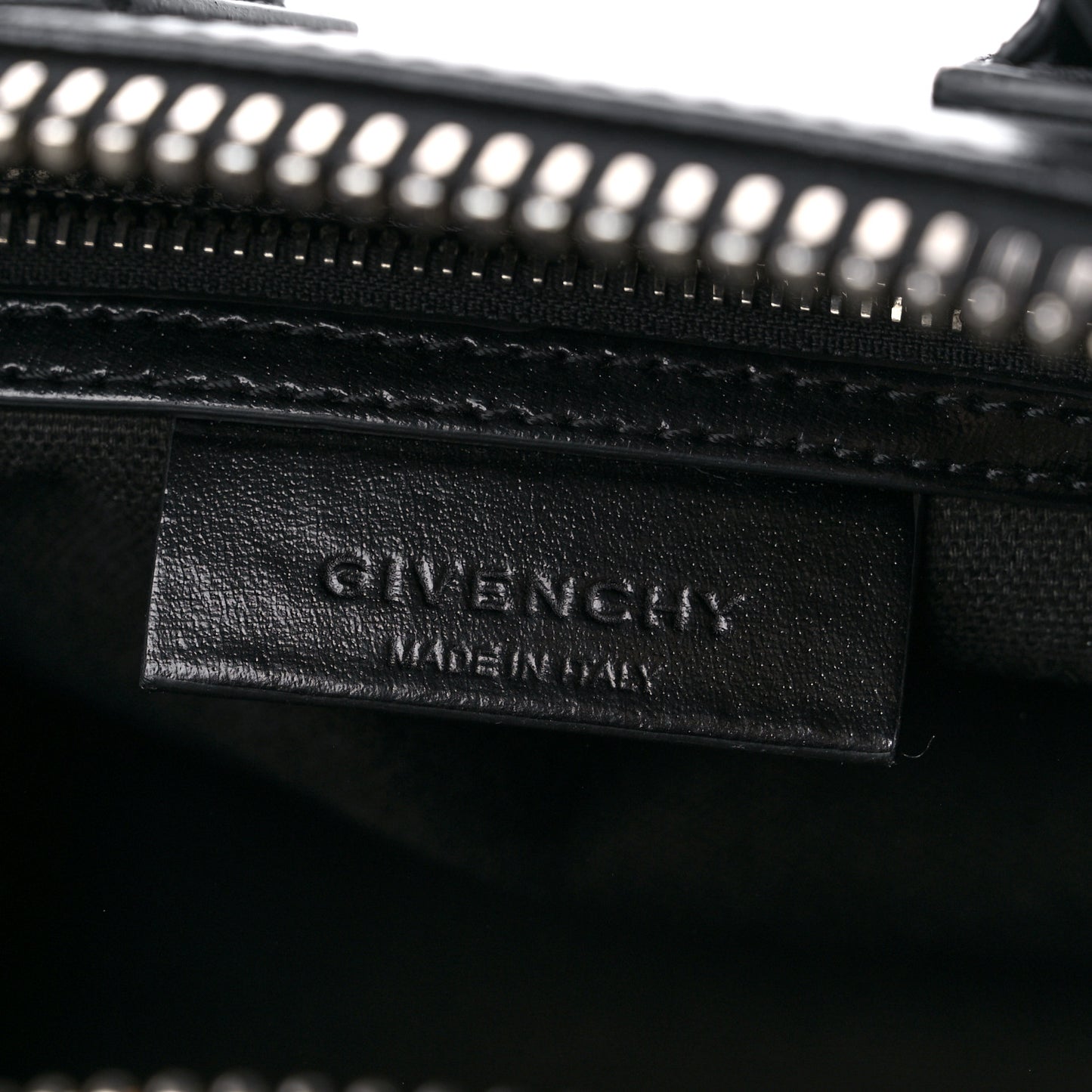 Shiny Lord Calfskin Mini Antigona Black