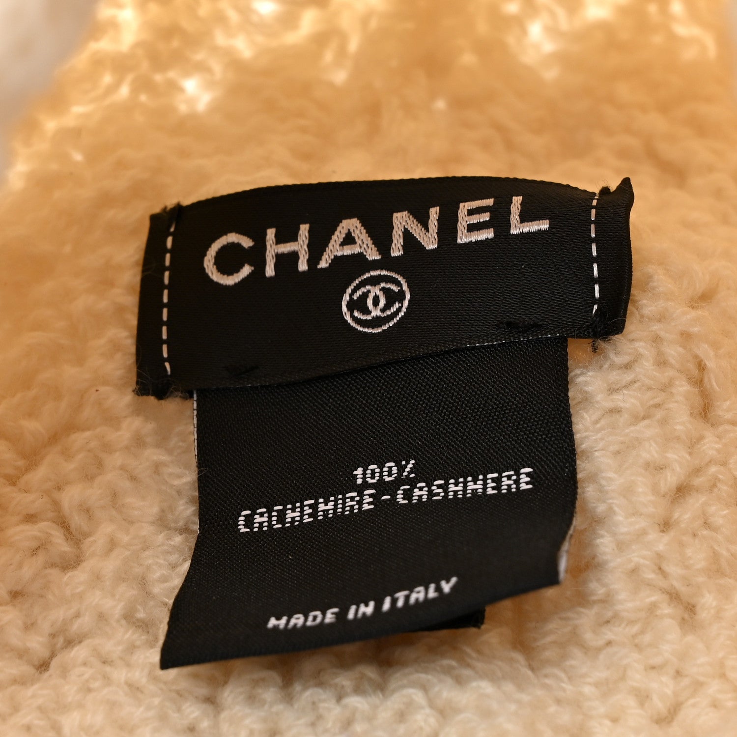 Chanel Cashmere CC Beanie Hat Ivory Black 5 of 5