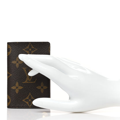 Louis Vuitton Monogram Credit Card Photo Holder 2 of 7