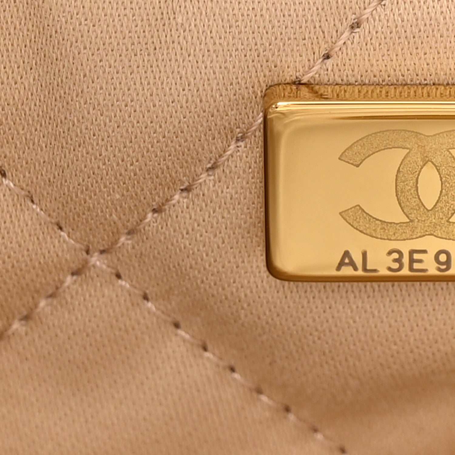 Chanel Shiny Calfskin Quilted Small Chanel 22 White 8 of 11