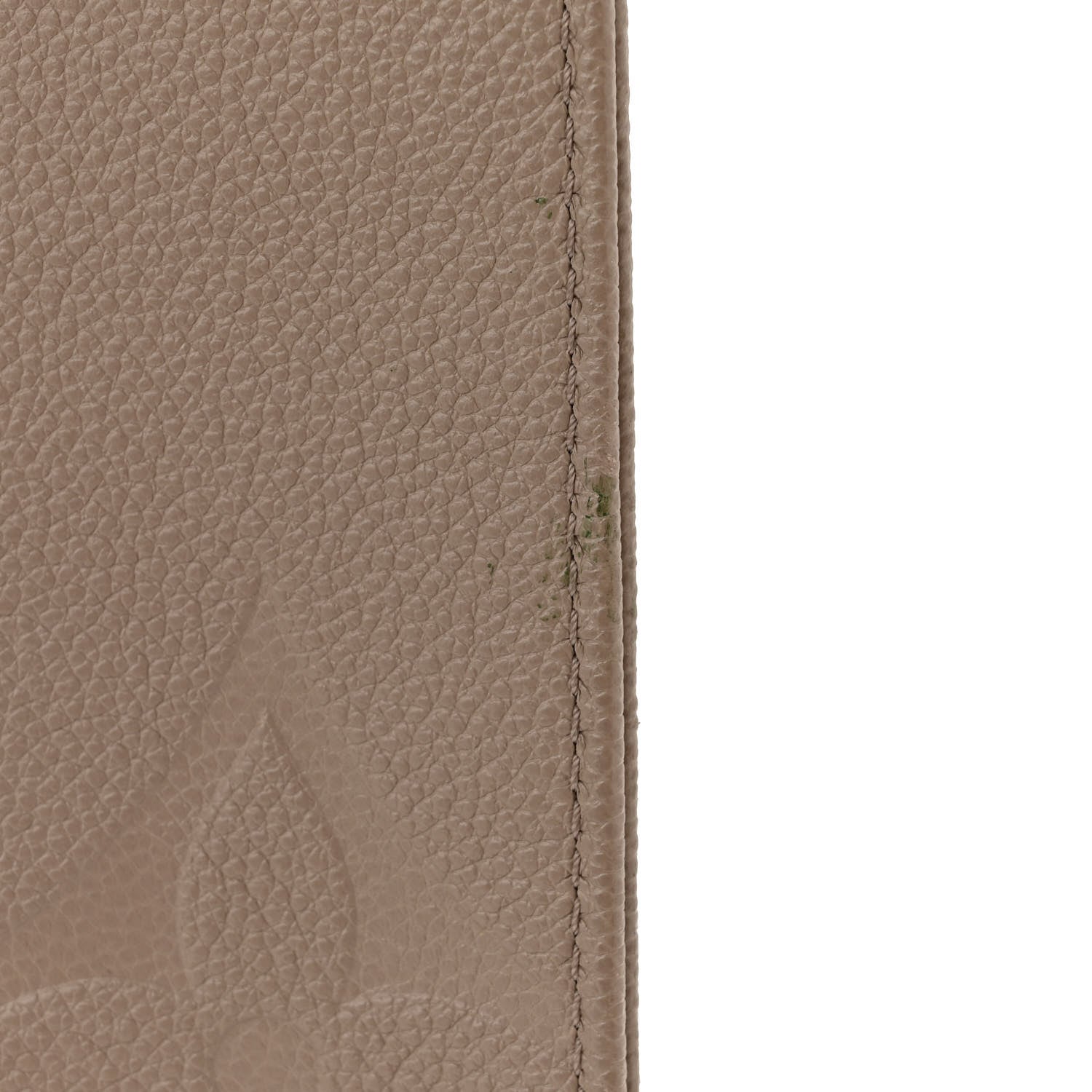 Louis Vuitton Empreinte Monogram Giant Onthego MM Tourterelle 11 of 11