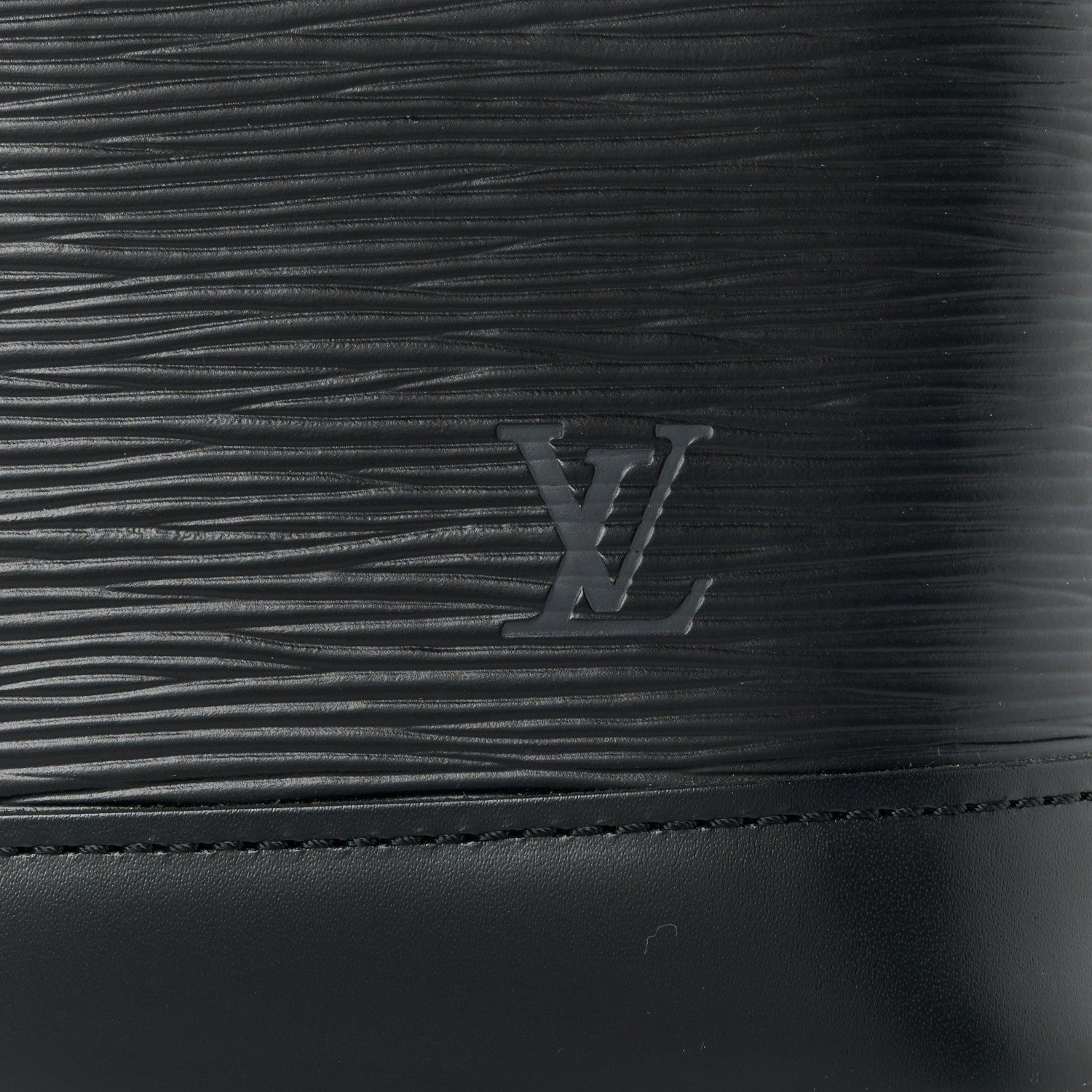 Louis Vuitton Epi Alma PM Black 7 of 11