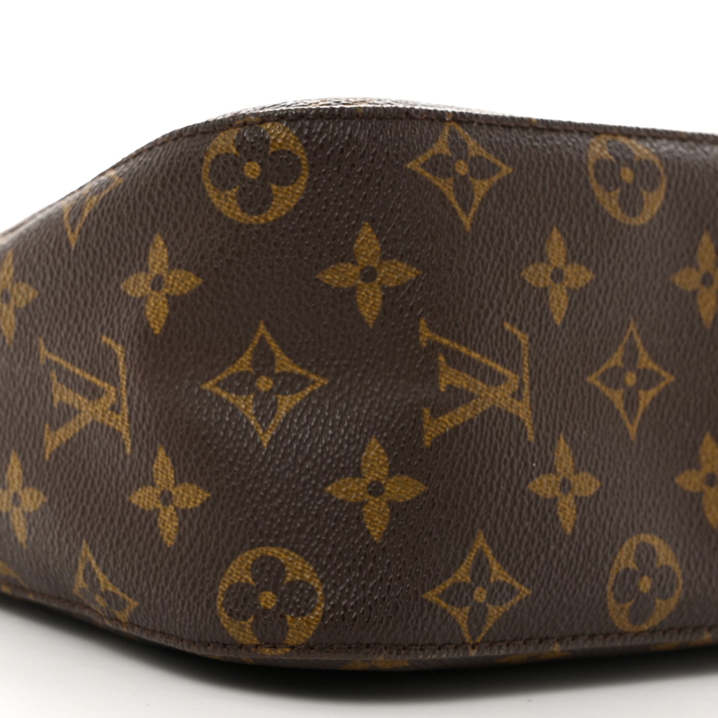 LOUIS VUITTON Monogram Looping MM