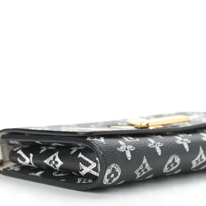 Louis Vuitton Catogram Twist Chain Wallet Black 9 of 11