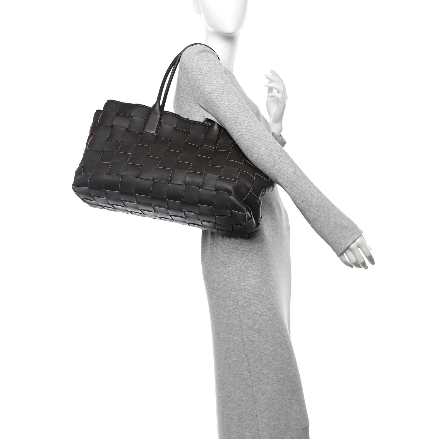Bottega Veneta Nappa Maxi Intrecciato Large Cabat Fondant 2 of 13