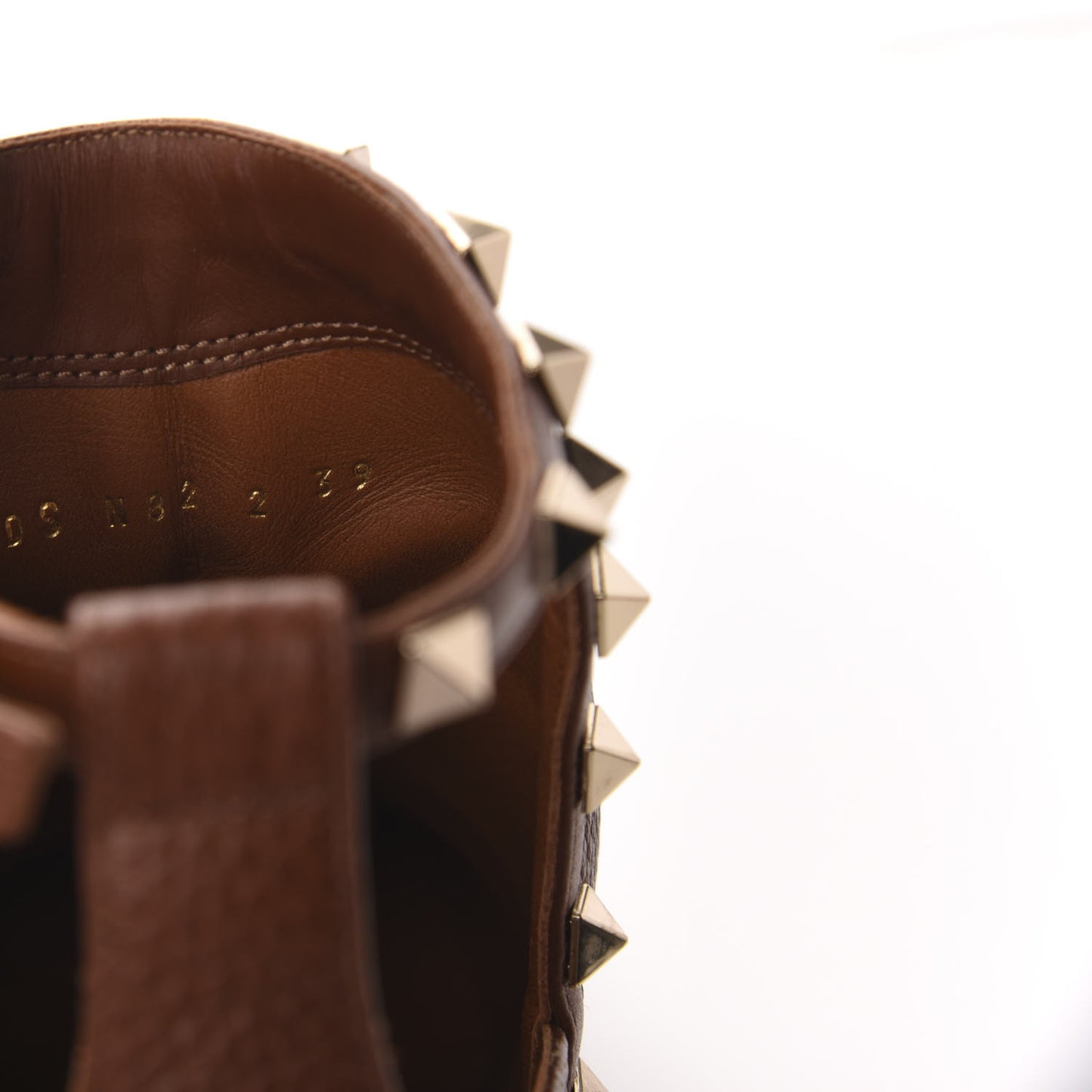 Grained Calfskin Cutout Rockstud Ankle Boots 39 Bright Cognac