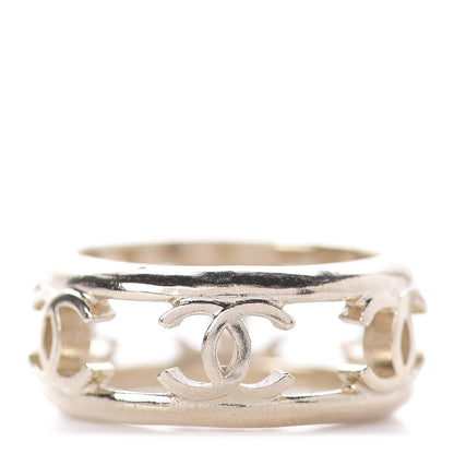 Chanel Metal Chain CC Ring 6 Golden 3 of 5