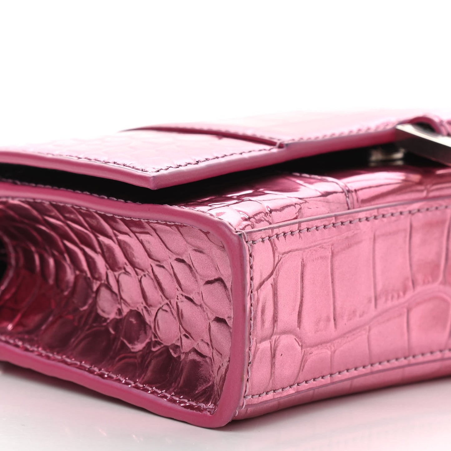 Metallic Shiny Calfskin Crocodile Embossed Hourglass Chain Bag Pink