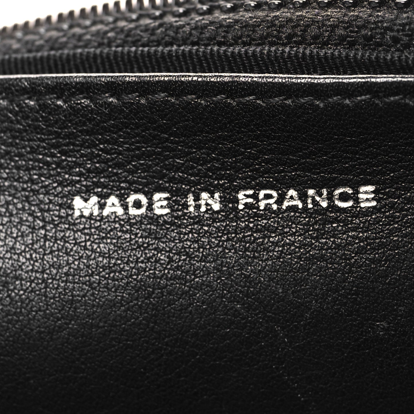 Patent Quilted Wallet On Chain WOC Black