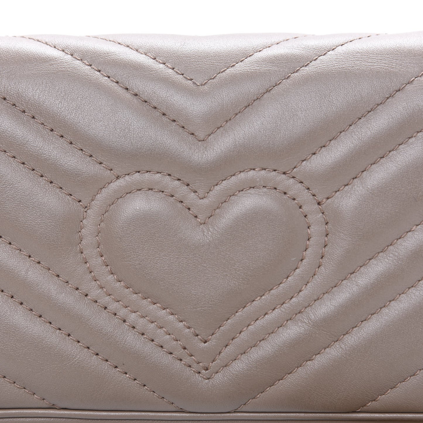 Calfskin Matelasse Super Mini GG Marmont Shoulder Bag Porcelain Rose