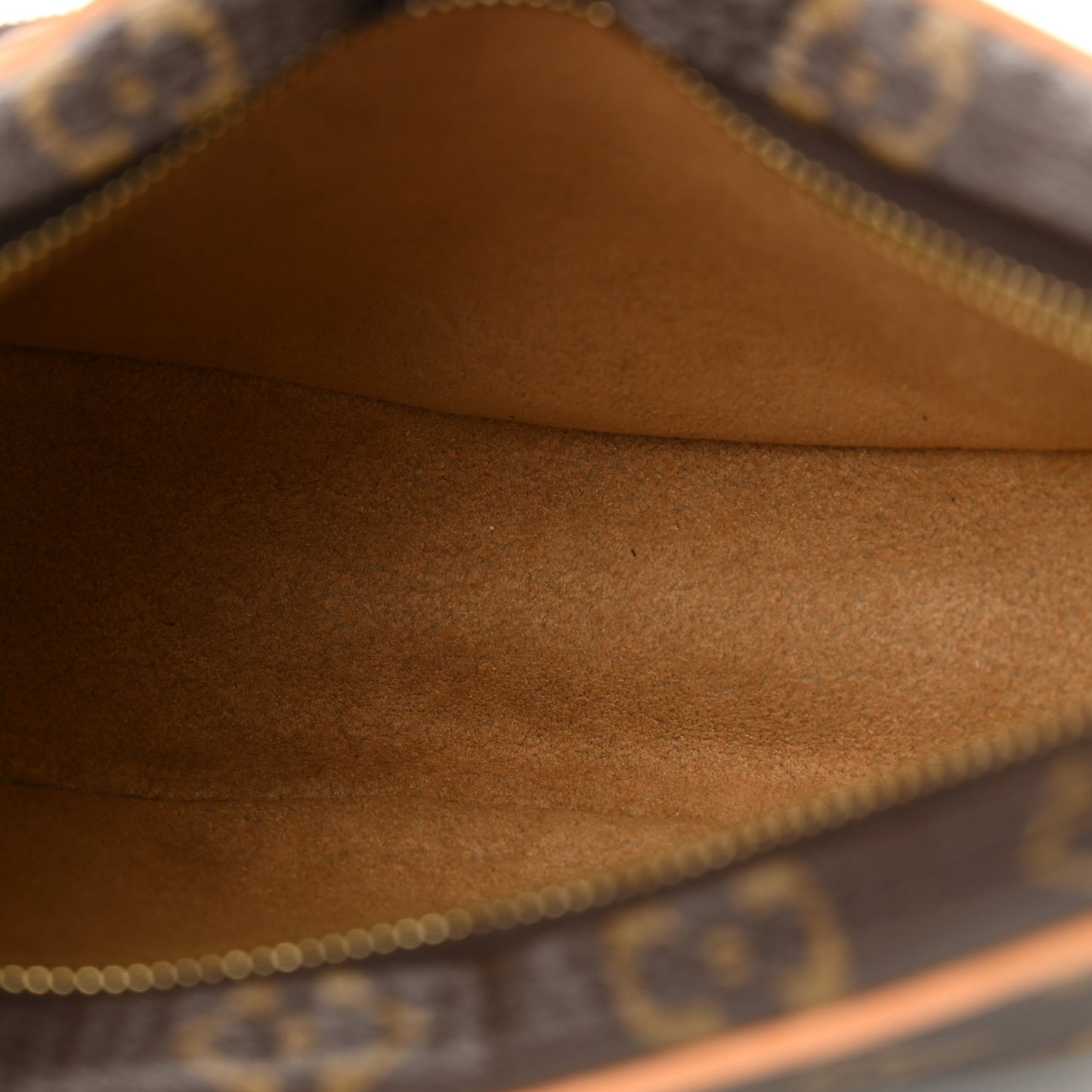 Monogram Loop