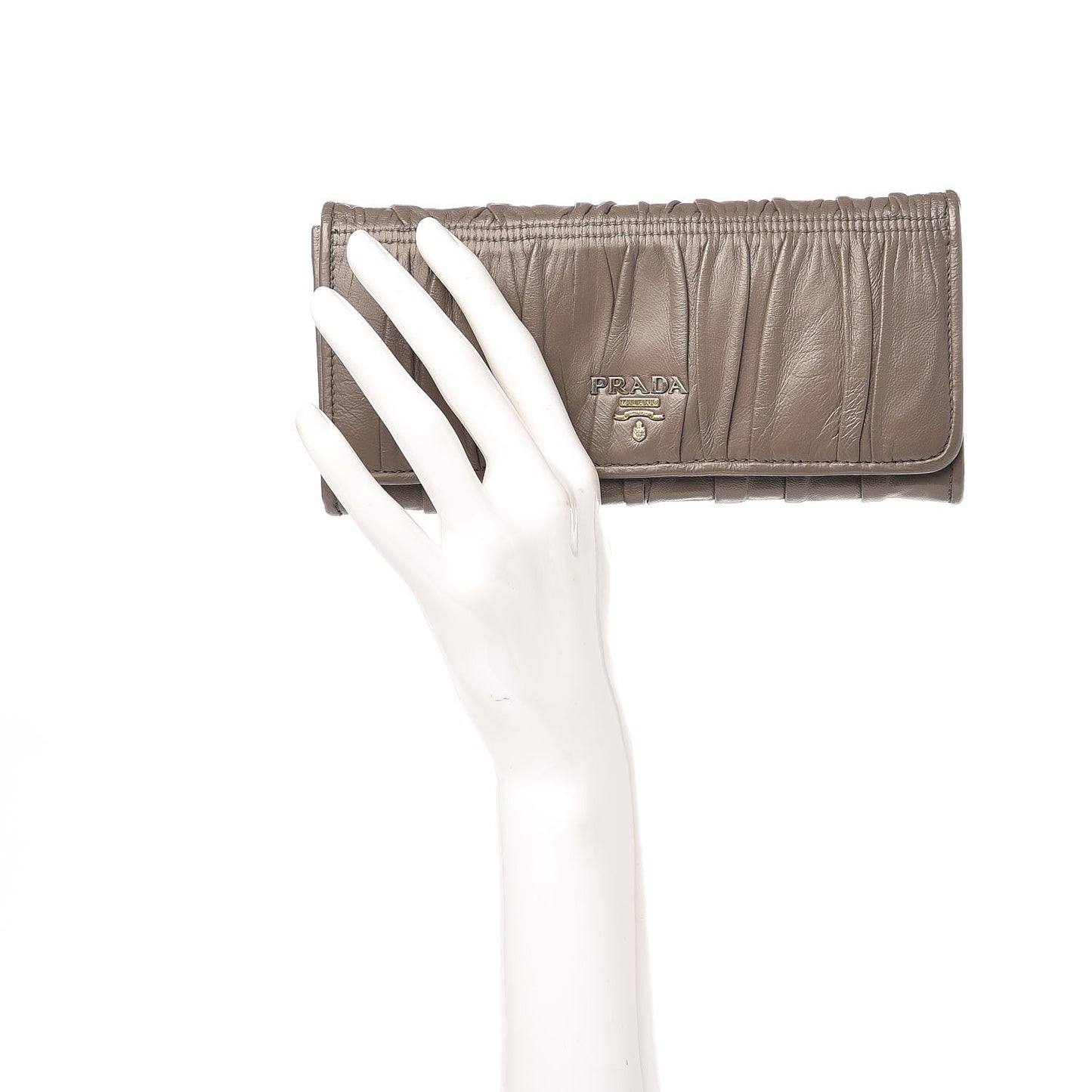 Nappa Gaufre Continental Wallet Argilla