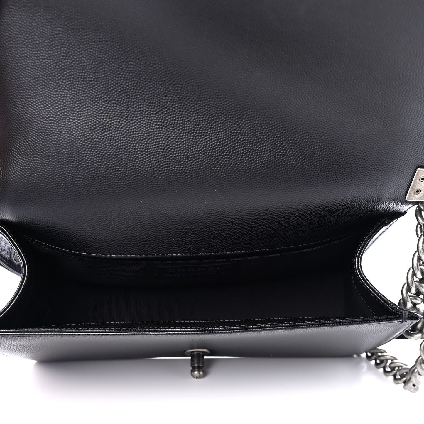 Caviar Quilted Medium Boy Flap Black