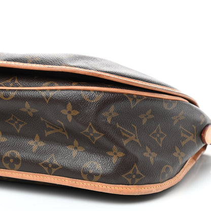 Louis Vuitton Monogram Menilmontant MM 12 of 12