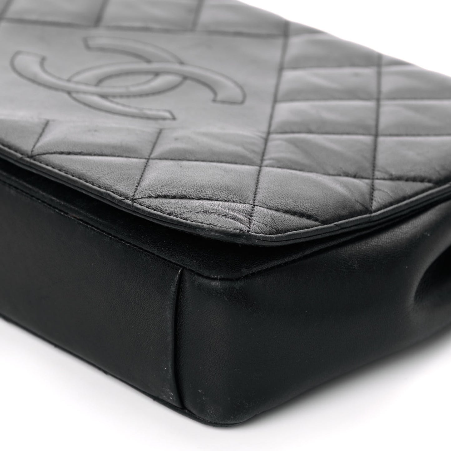 Lambskin Quilted Medium Diamond CC Flap Black
