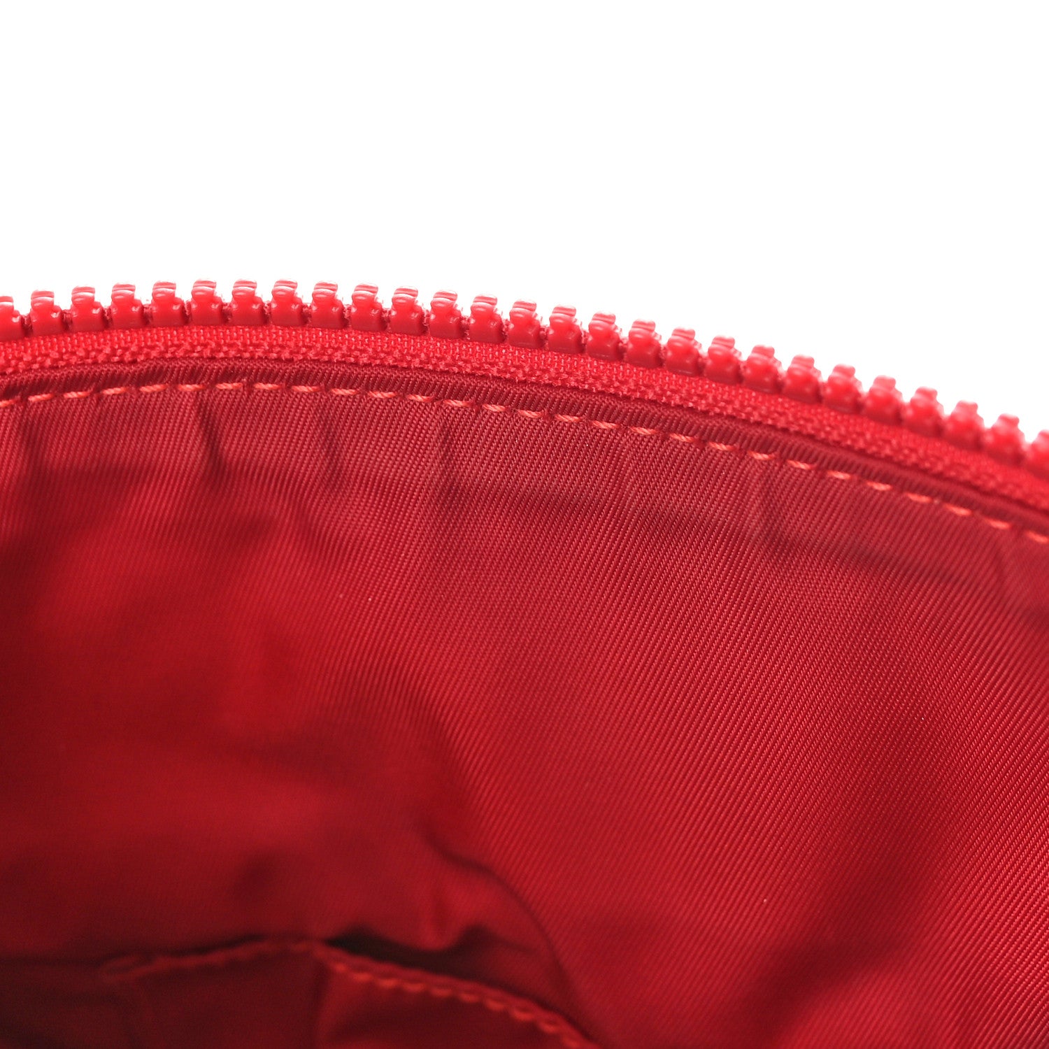 Gucci Nylon Monogram Dollar Calfskin Flat Messenger Bag Vibrant Red 10 of 10