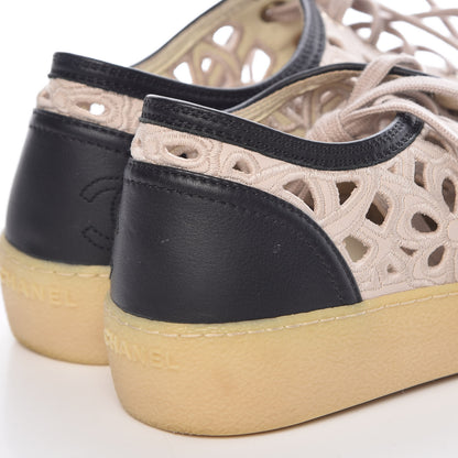 Chanel Grained Goatskin Hollow Out Flower Sneakers 37 Beige Black 8 of 8