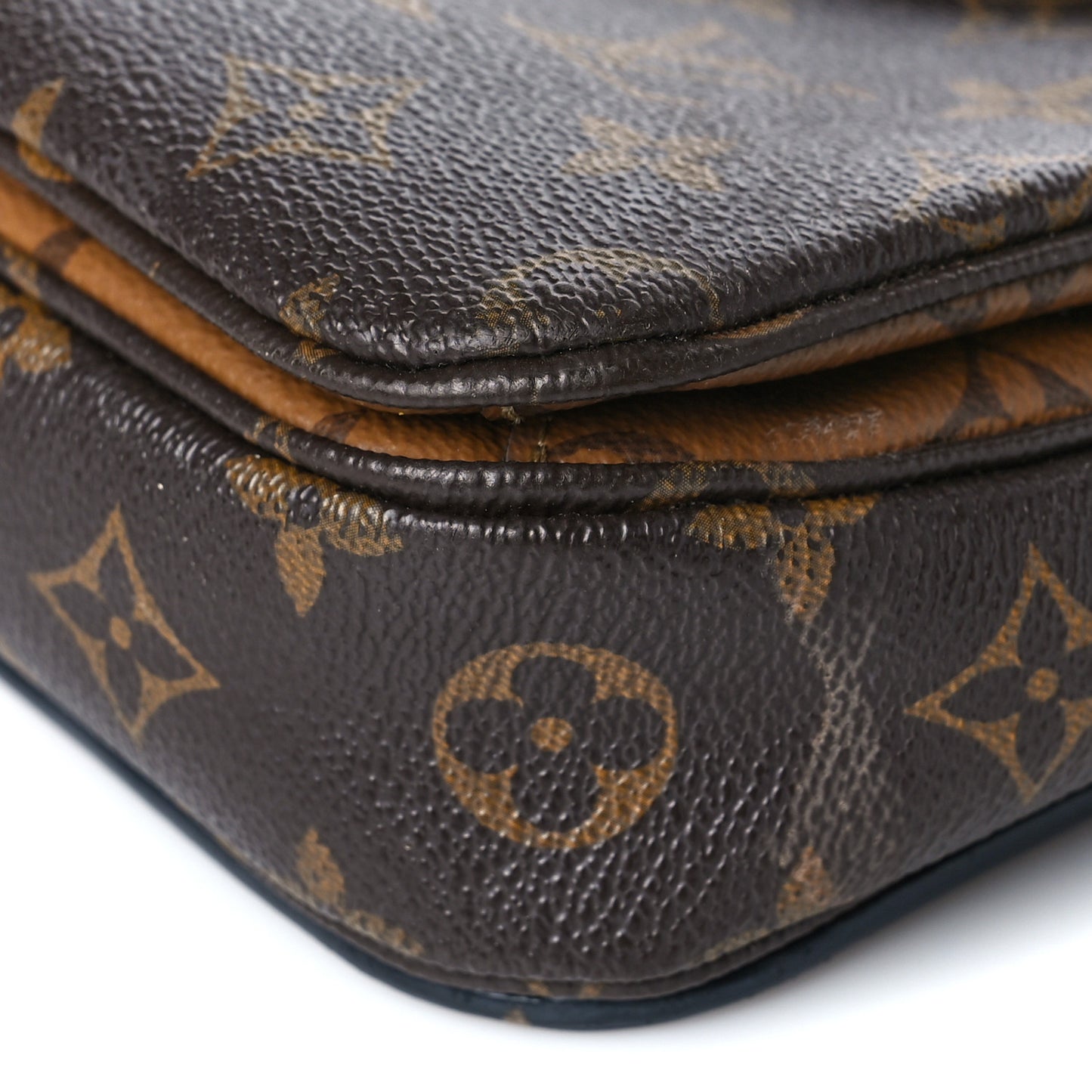 Reverse Monogram Pochette Metis