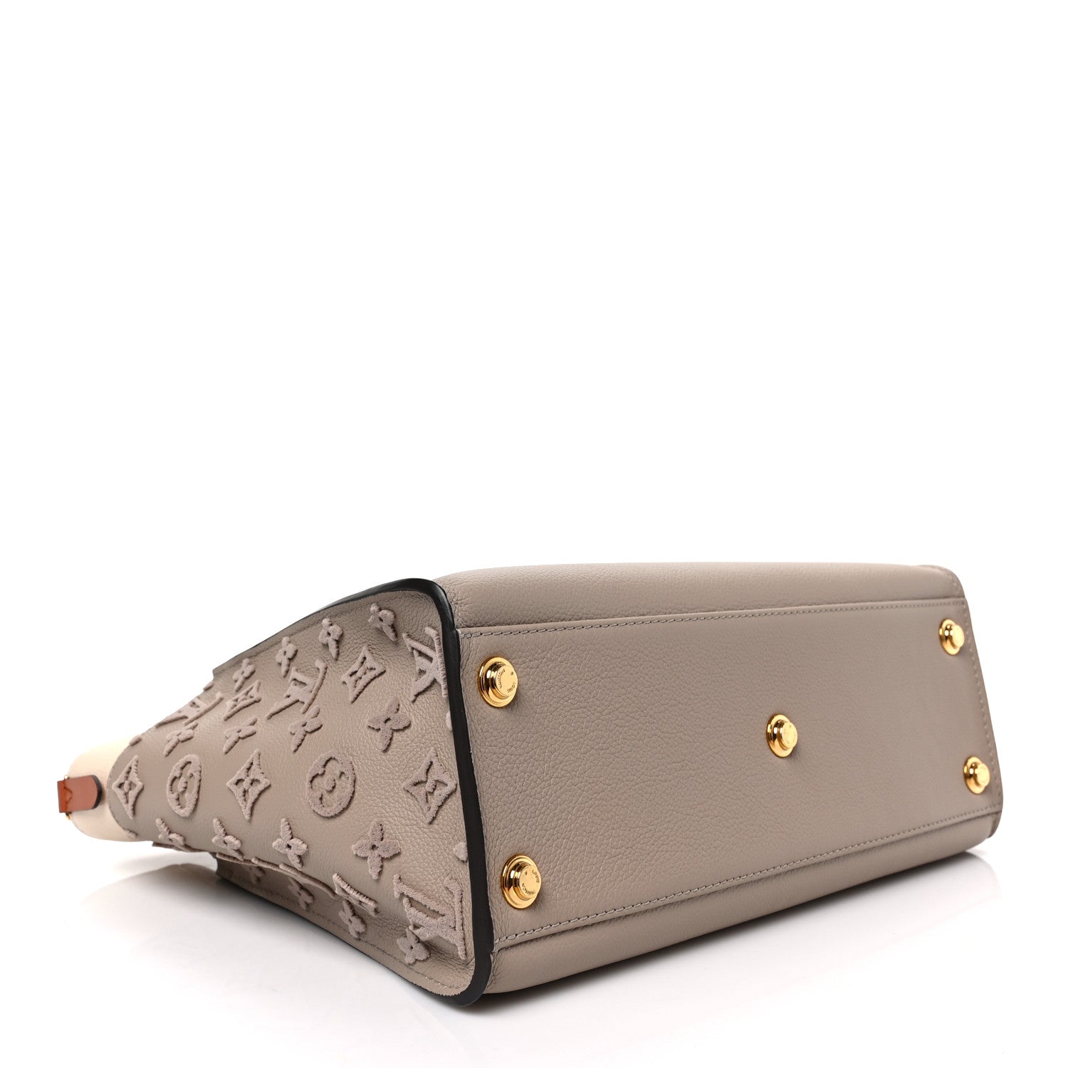 Louis Vuitton Calfskin Monogram Tufting On My Side Galet 4 of 8