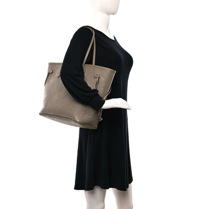 Louis Vuitton Empreinte Monogram Giant Neverfull MM Tourterelle 2 of 9