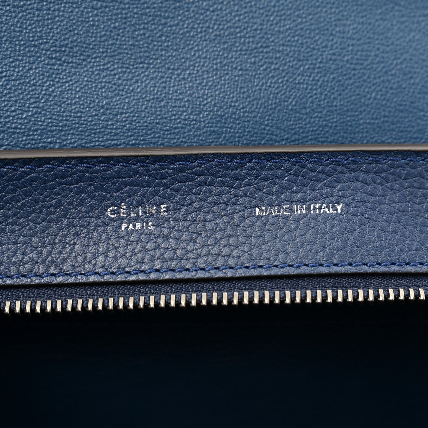 Drummed Calfskin Suede Medium Trapeze Ocean Bue