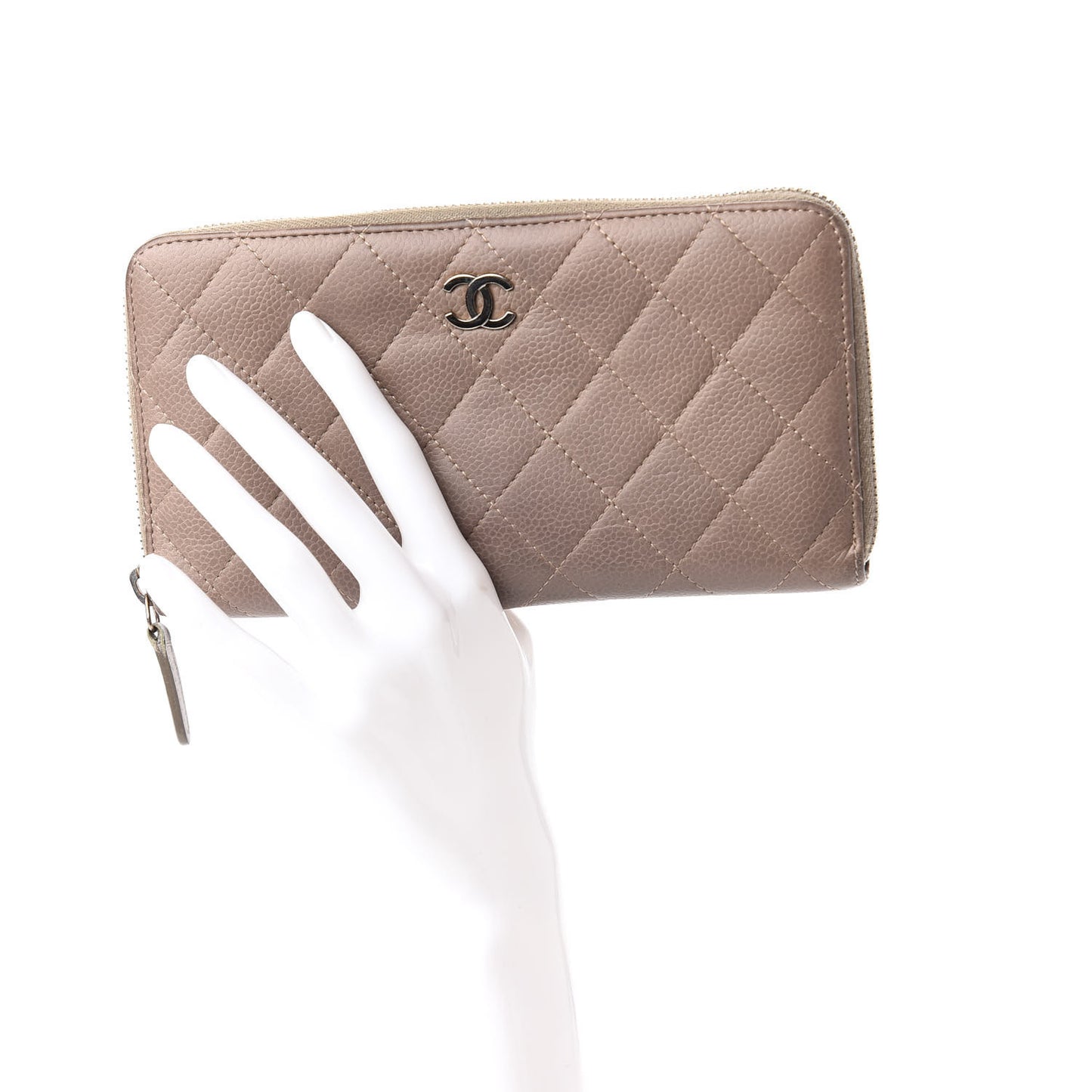 Caviar Quilted Large Gusset Zip Around Wallet Grey