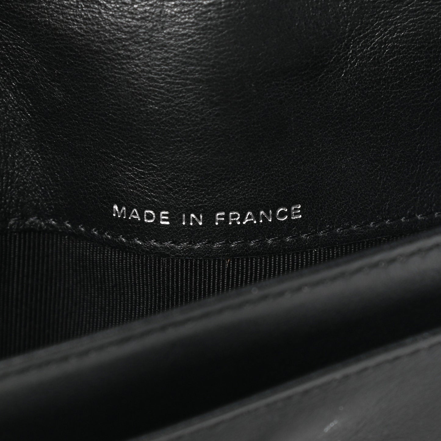 Patent Quilted Brilliant Yen Wallet Black