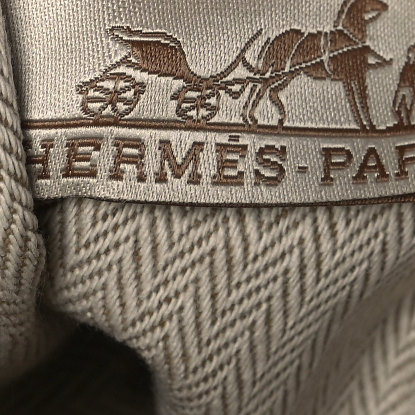Canvas Barenia Fourbi 20 PM Pouch Naturel Fauve