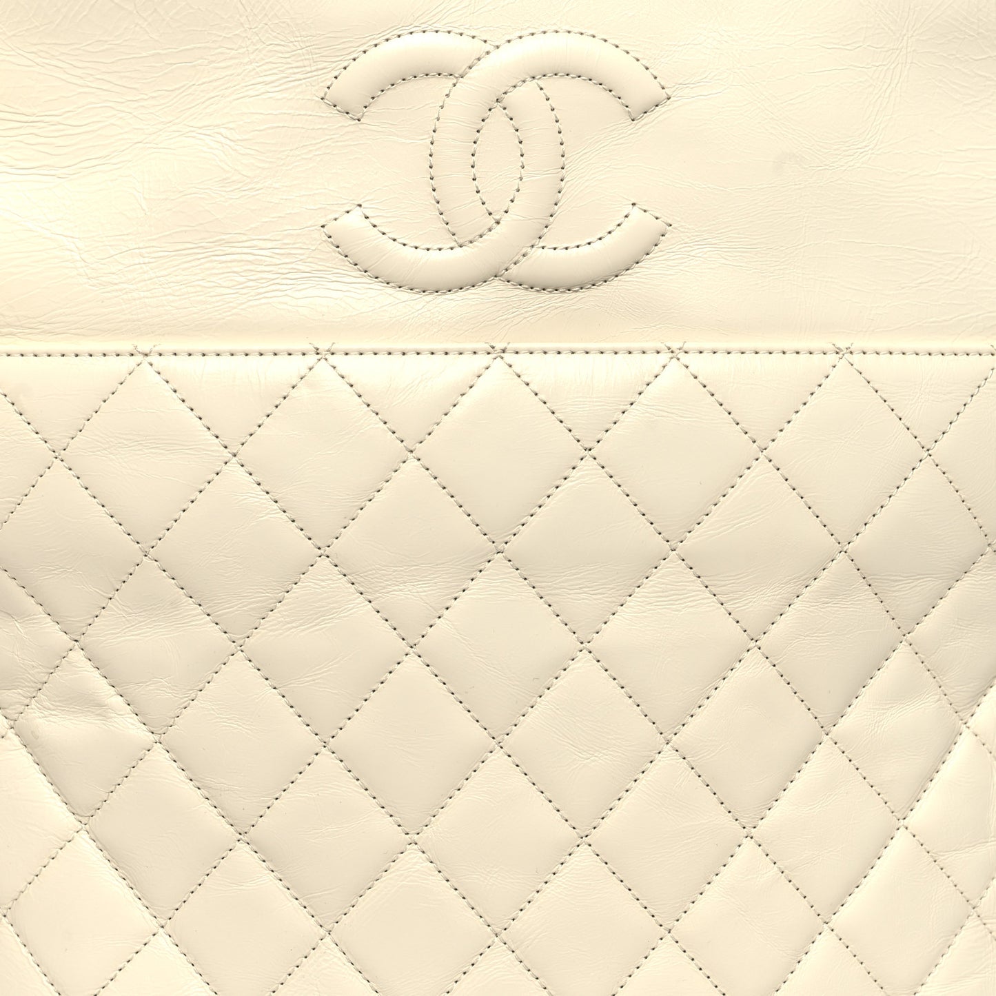 Crumpled Calfskin En Vogue Rope Hobo Bag White